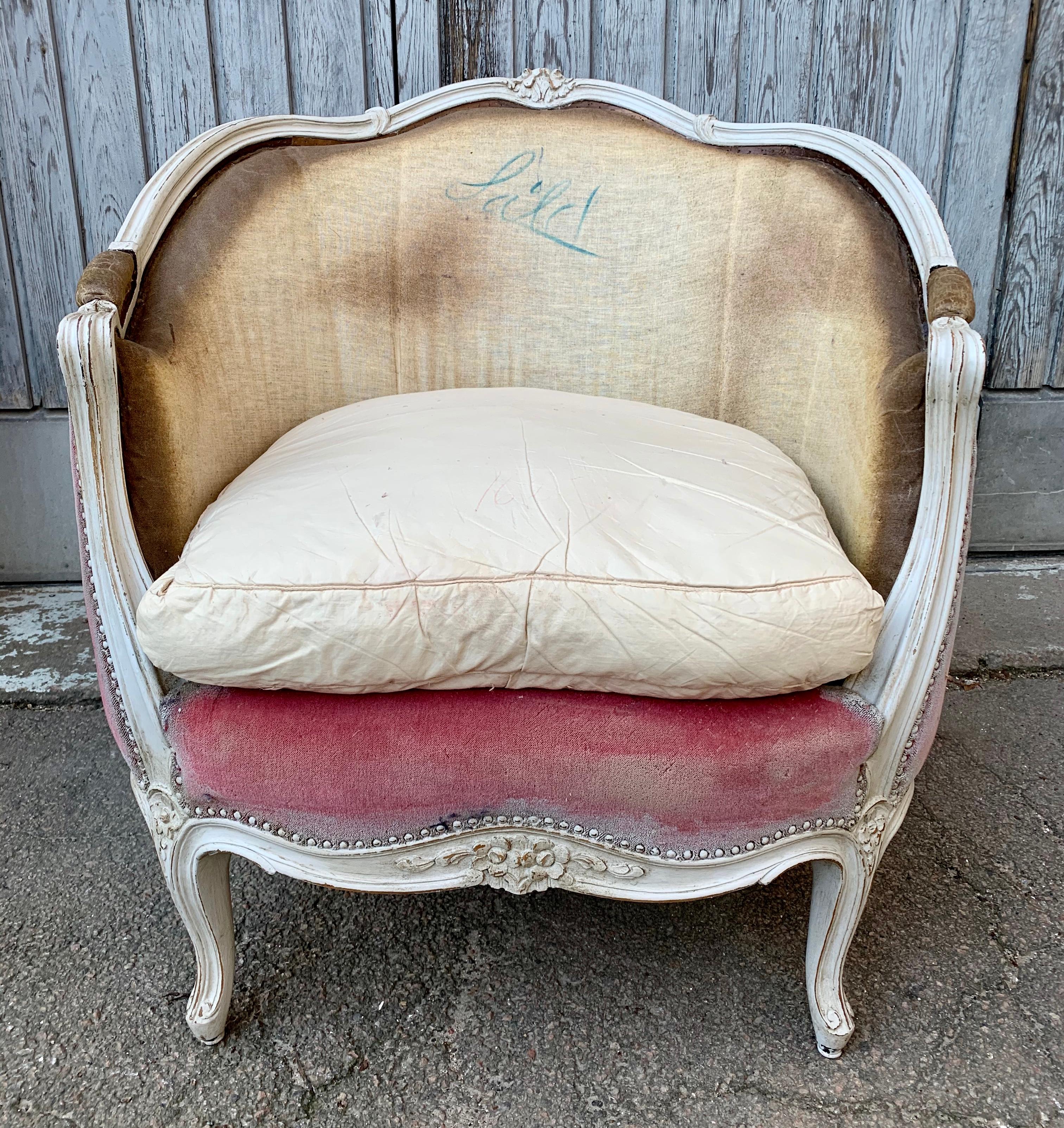 Pair of Swedish White Painted Bergère Armchairs, Rococo Style 4