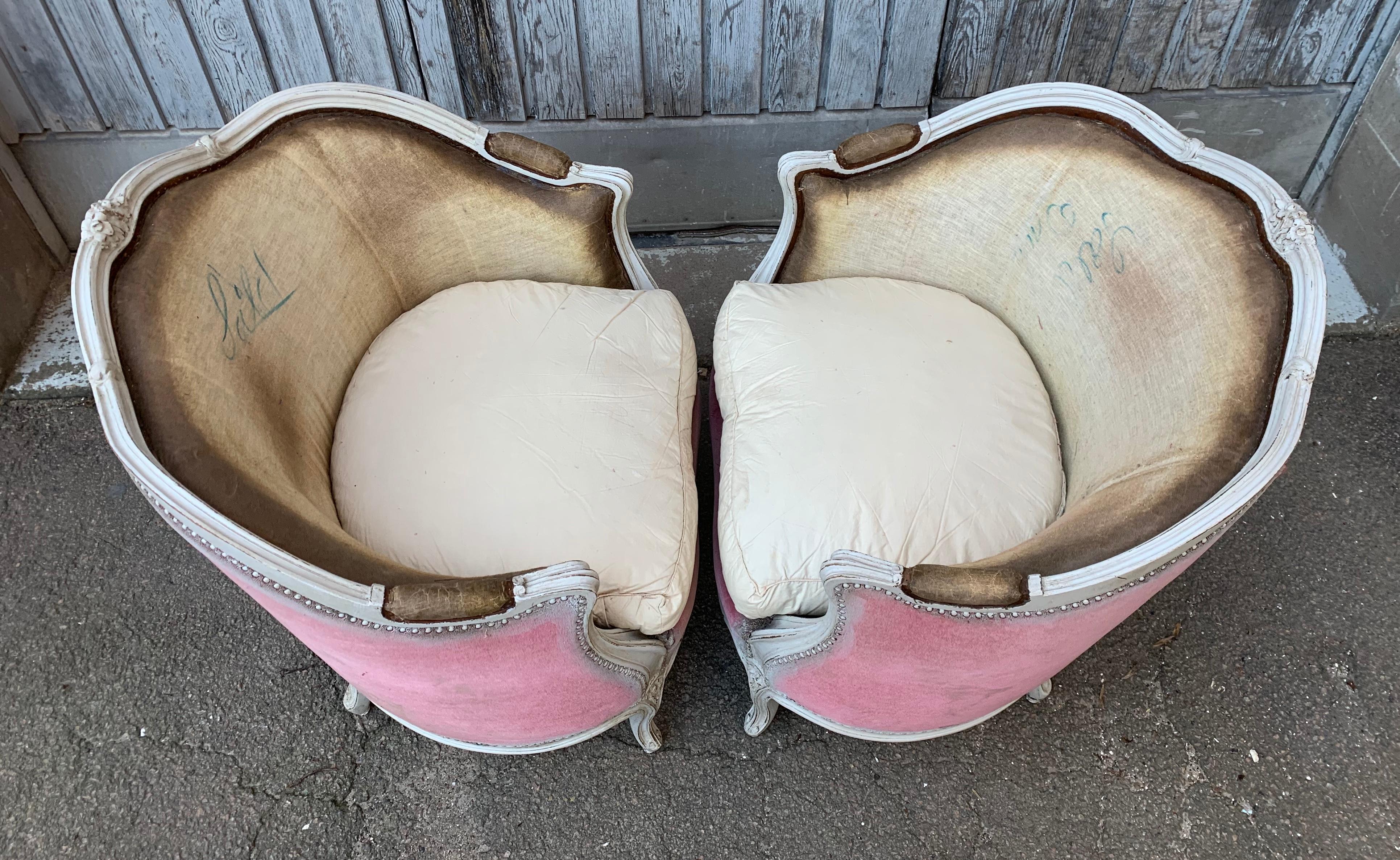 Pair of Swedish White Painted Bergère Armchairs, Rococo Style 1