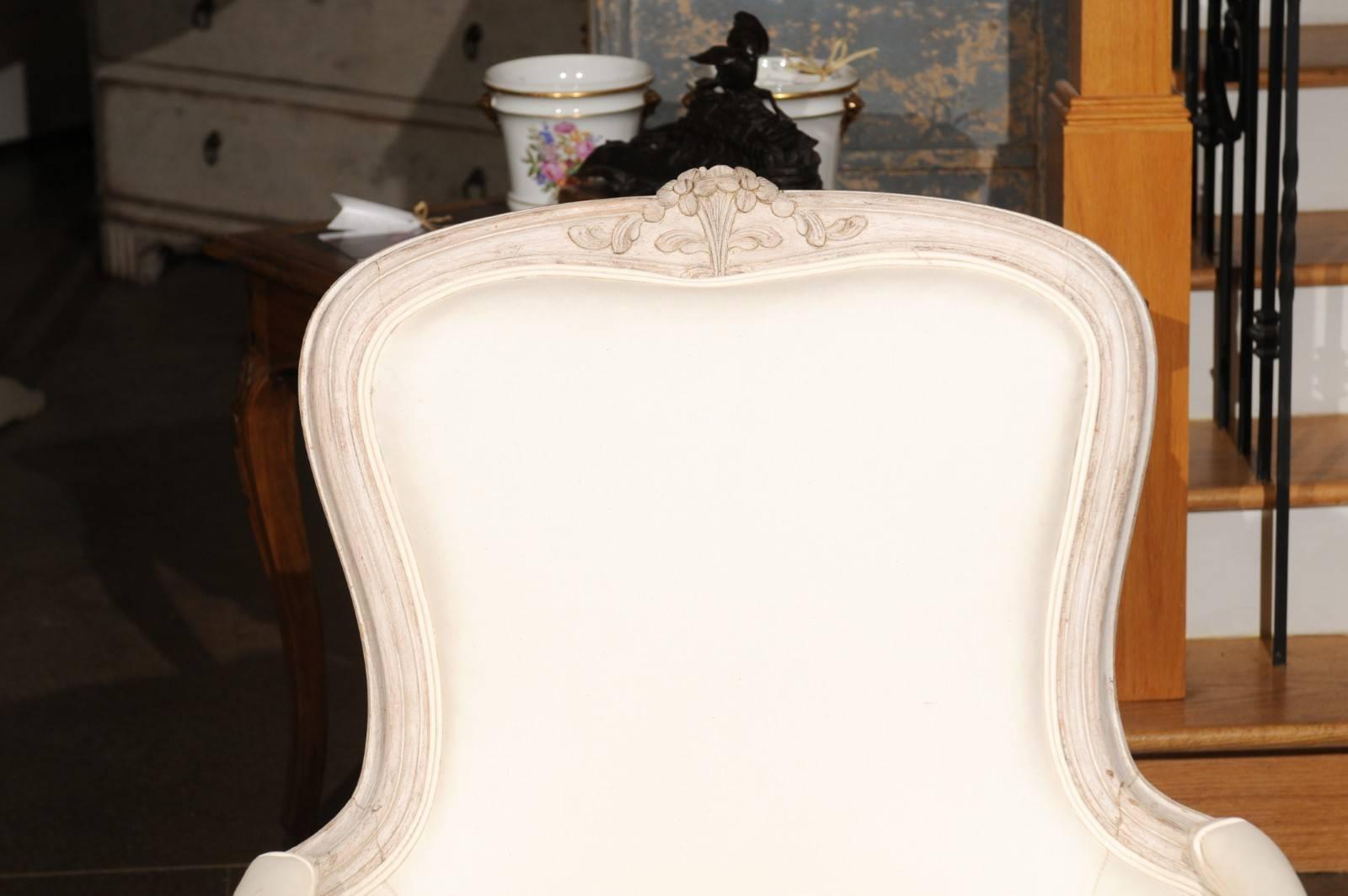 Pair of Swedish Rococo Style Painted Bergères Chairs, circa 1880 with Upholstery In Good Condition For Sale In Atlanta, GA