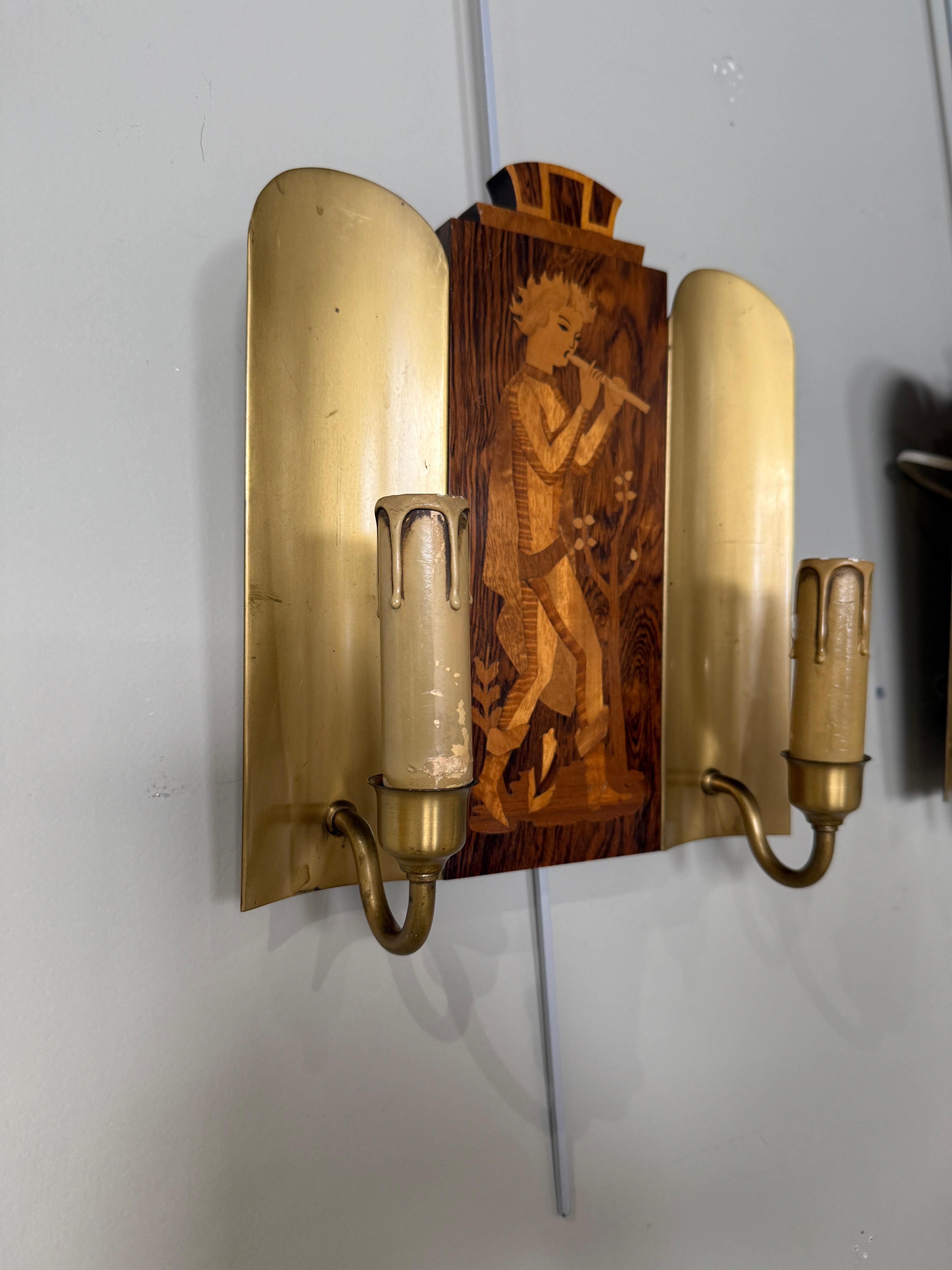 Beautiful pair of Swedish sconces circa 1930 by Birger Ekman 
Brass and wood 
Nice vintage condition 