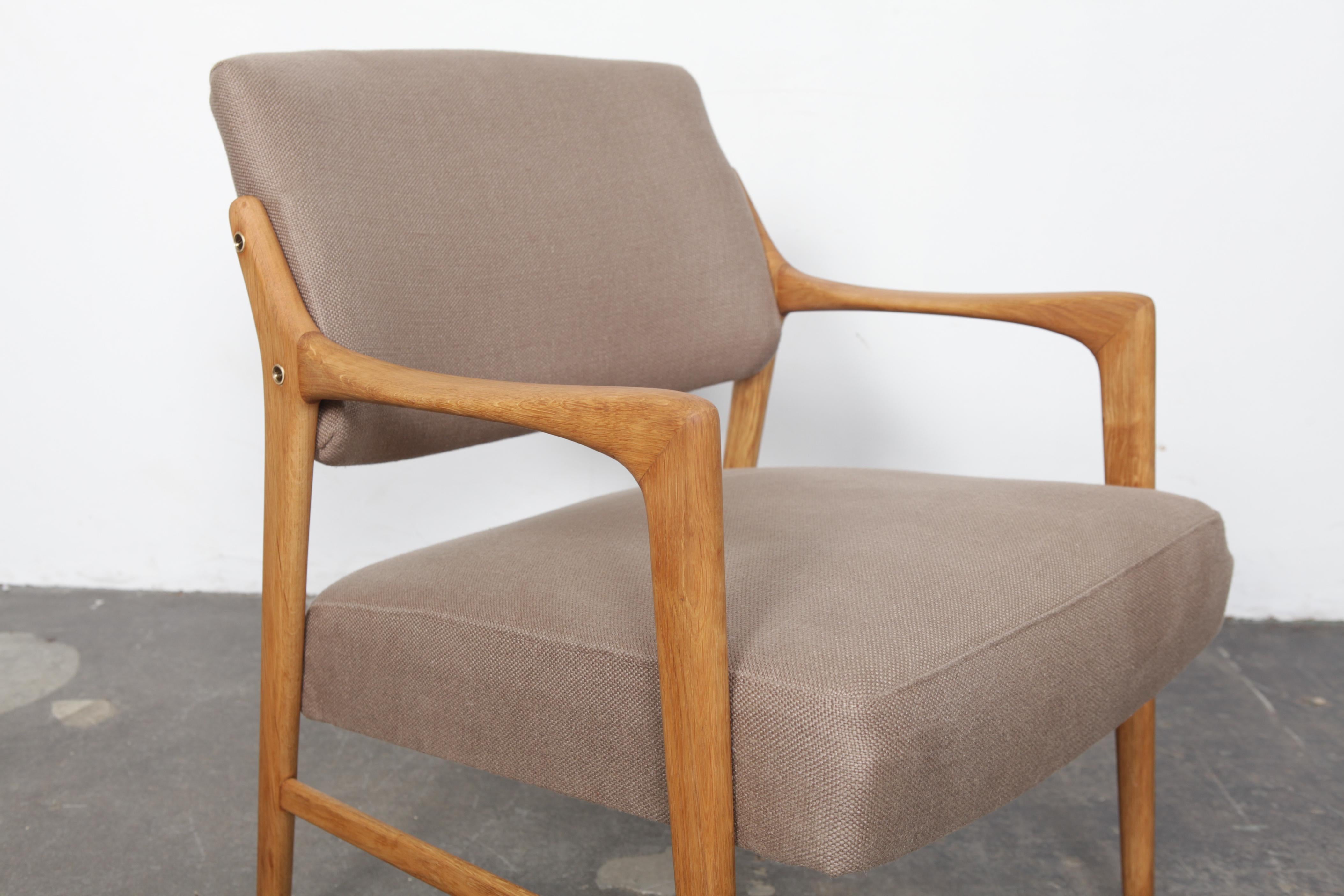 Pair of Swedish Solid Oak Chairs by Inge Andersson for Bröderna Andersson 4