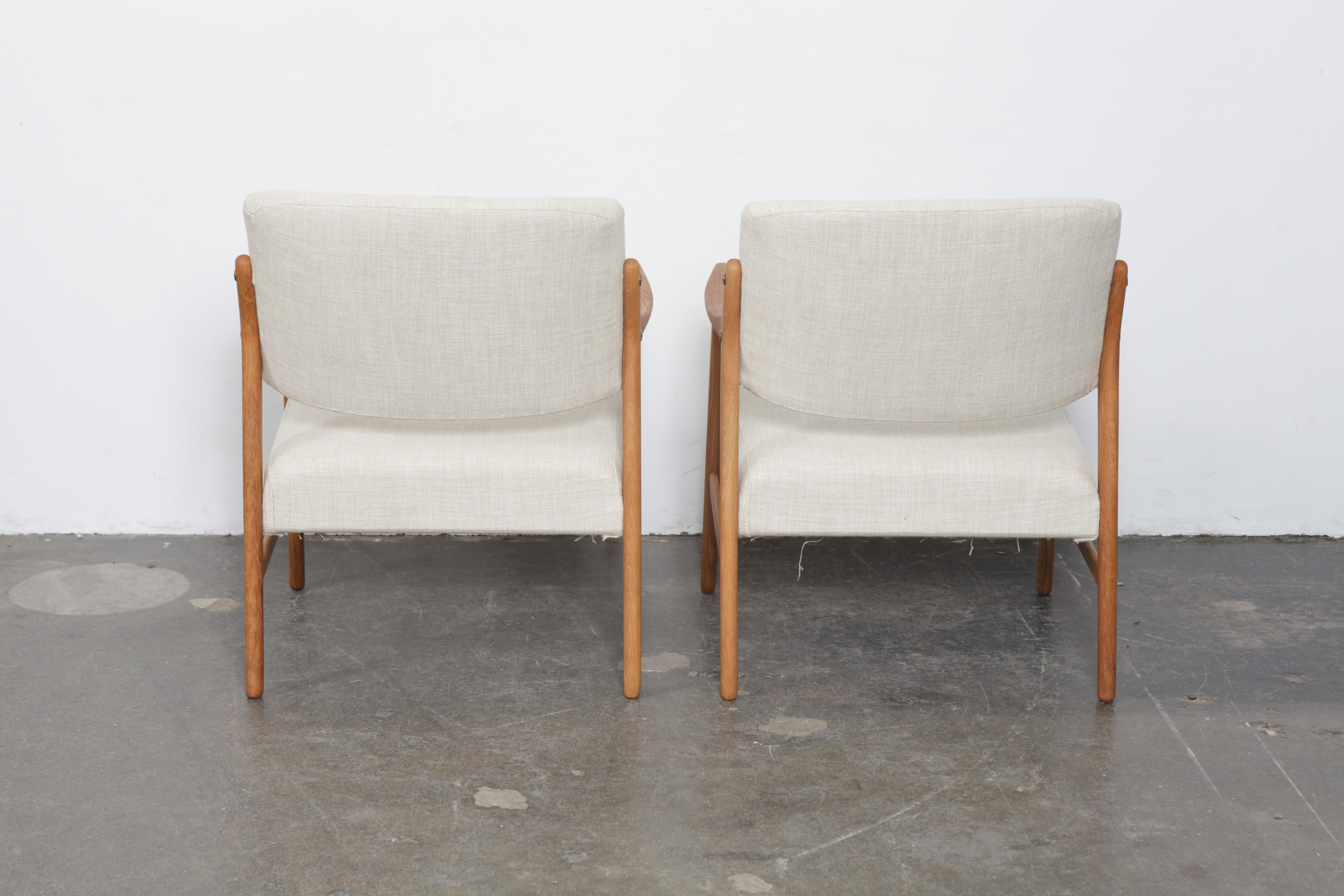 Pair of Swedish Solid Oak Chairs by Inge Andersson for Bröderna Andersson In Excellent Condition In North Hollywood, CA