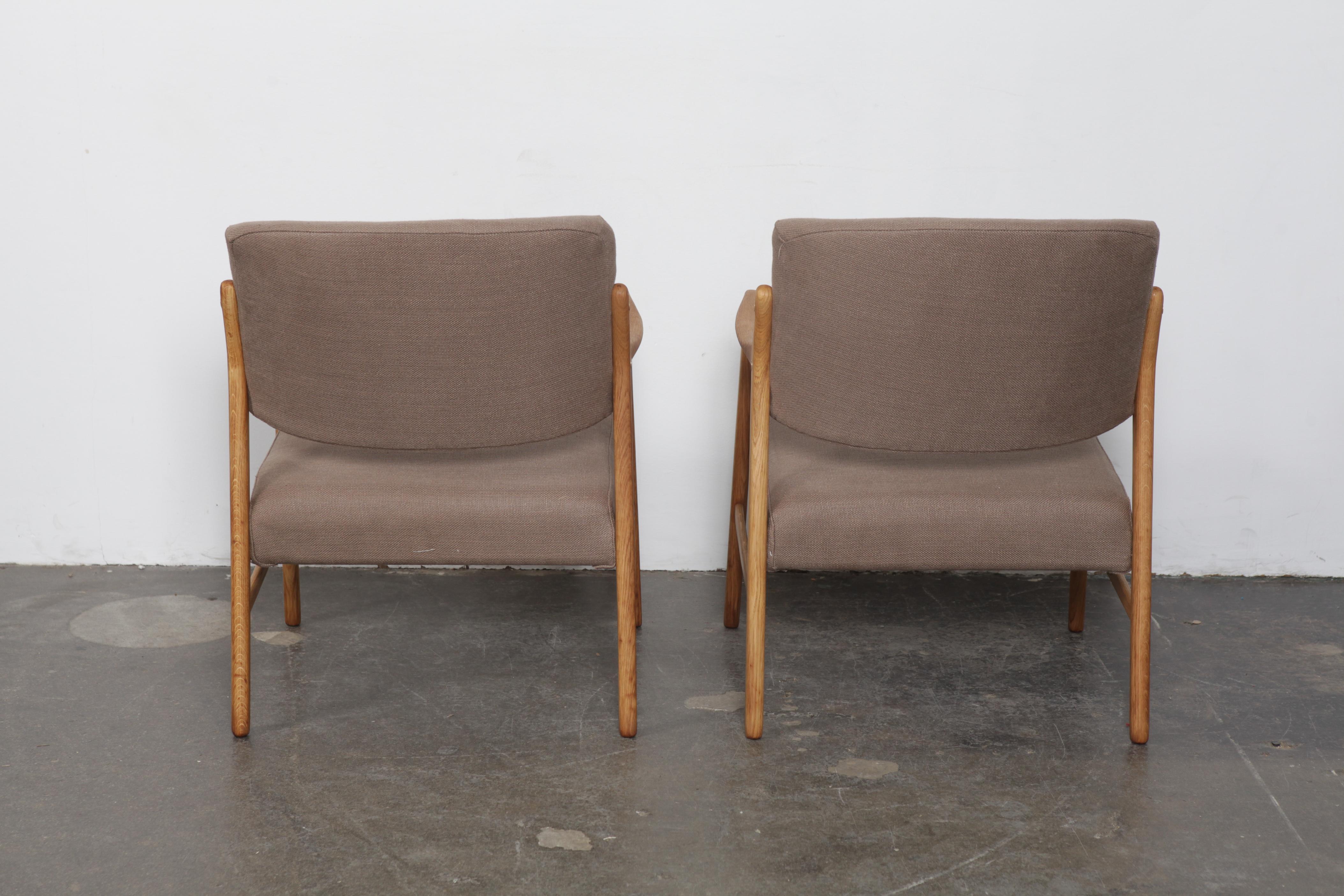 Pair of Swedish Solid Oak Chairs by Inge Andersson for Bröderna Andersson In Excellent Condition In North Hollywood, CA