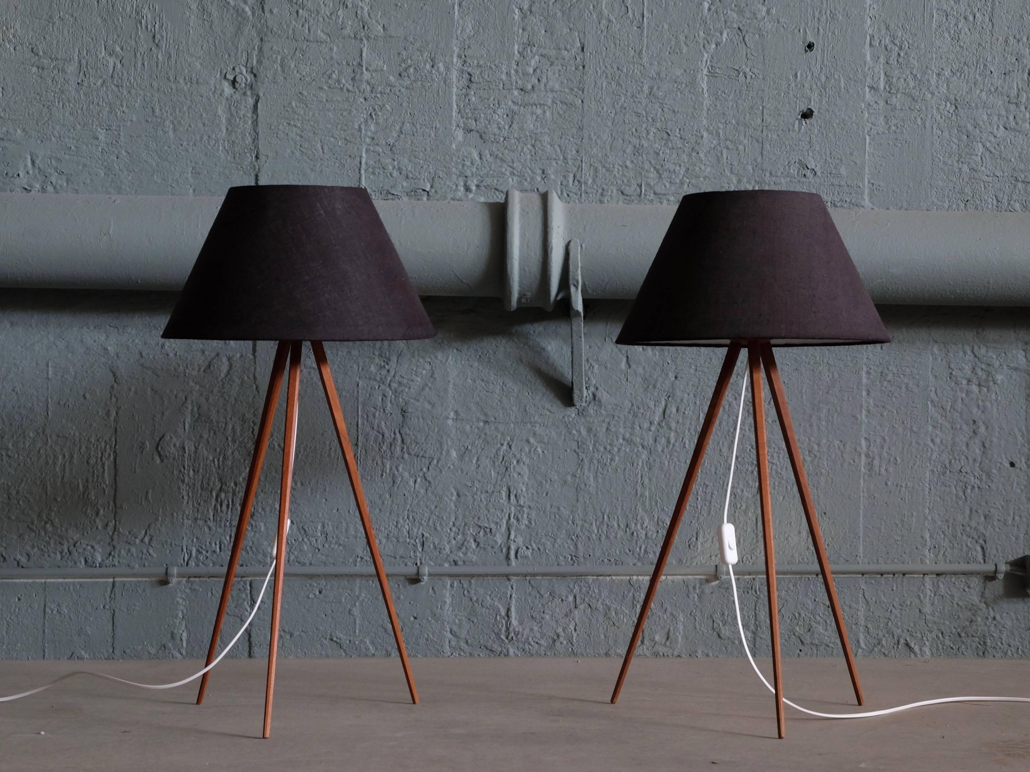 Scandinavian Modern Pair of Swedish Table/Floor Lamps, 1950s For Sale