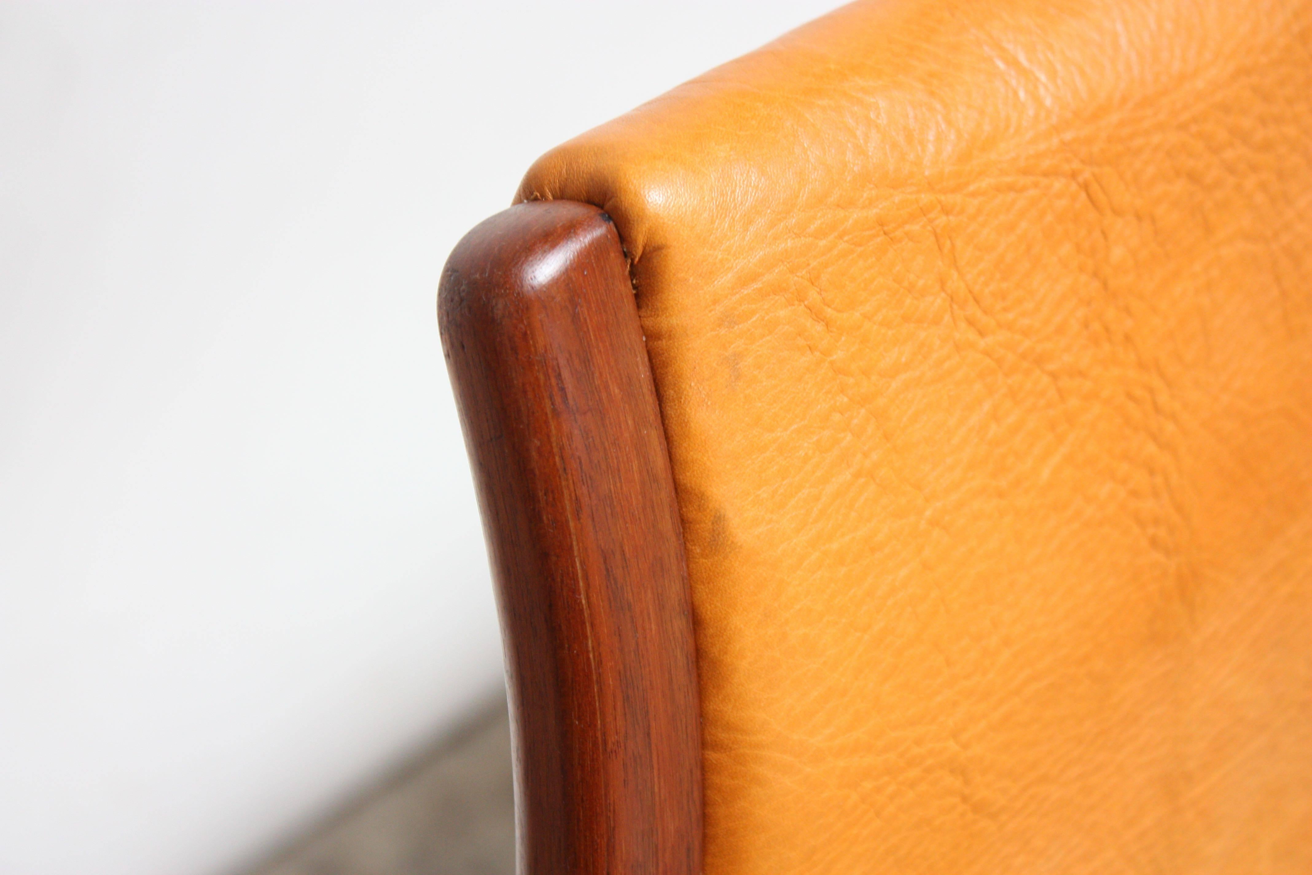 Pair of Swedish Teak and Leather 'Lamino' Chairs by Yngve Ekström 4