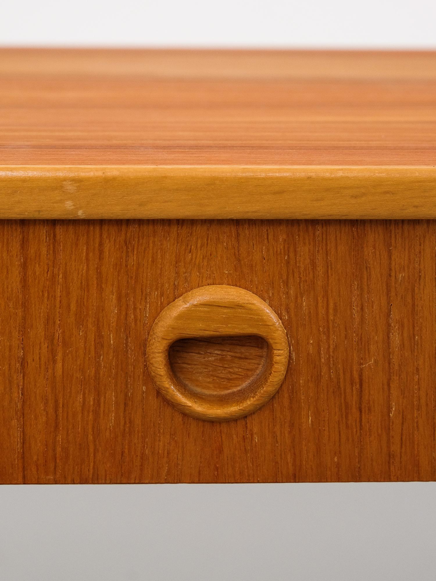 Mid-20th Century Pair of Swedish Teak and Oak Nightstands, 1960s