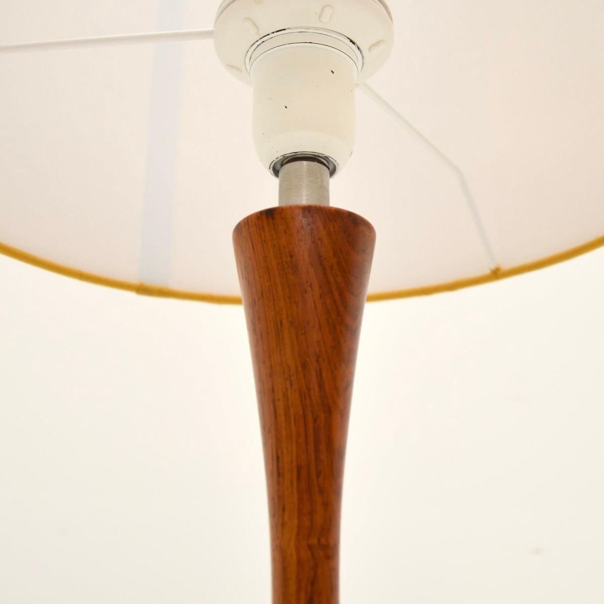 Paire de lampes de bureau suédoises vintage en acier par Bergboms en vente 1