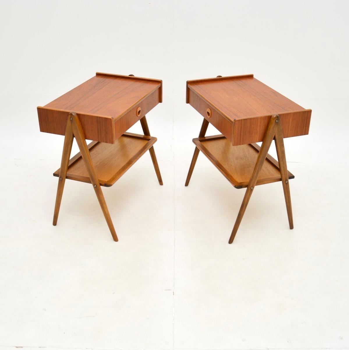 Mid-Century Modern Pair of Swedish Vintage Teak Bedside Tables by AB Carlstrom For Sale