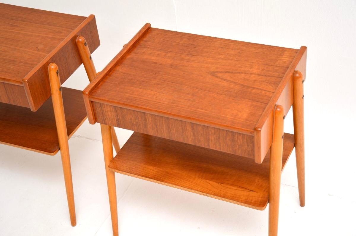 Pair of Swedish Vintage Teak Bedside Tables by AB Carlstrom For Sale 1