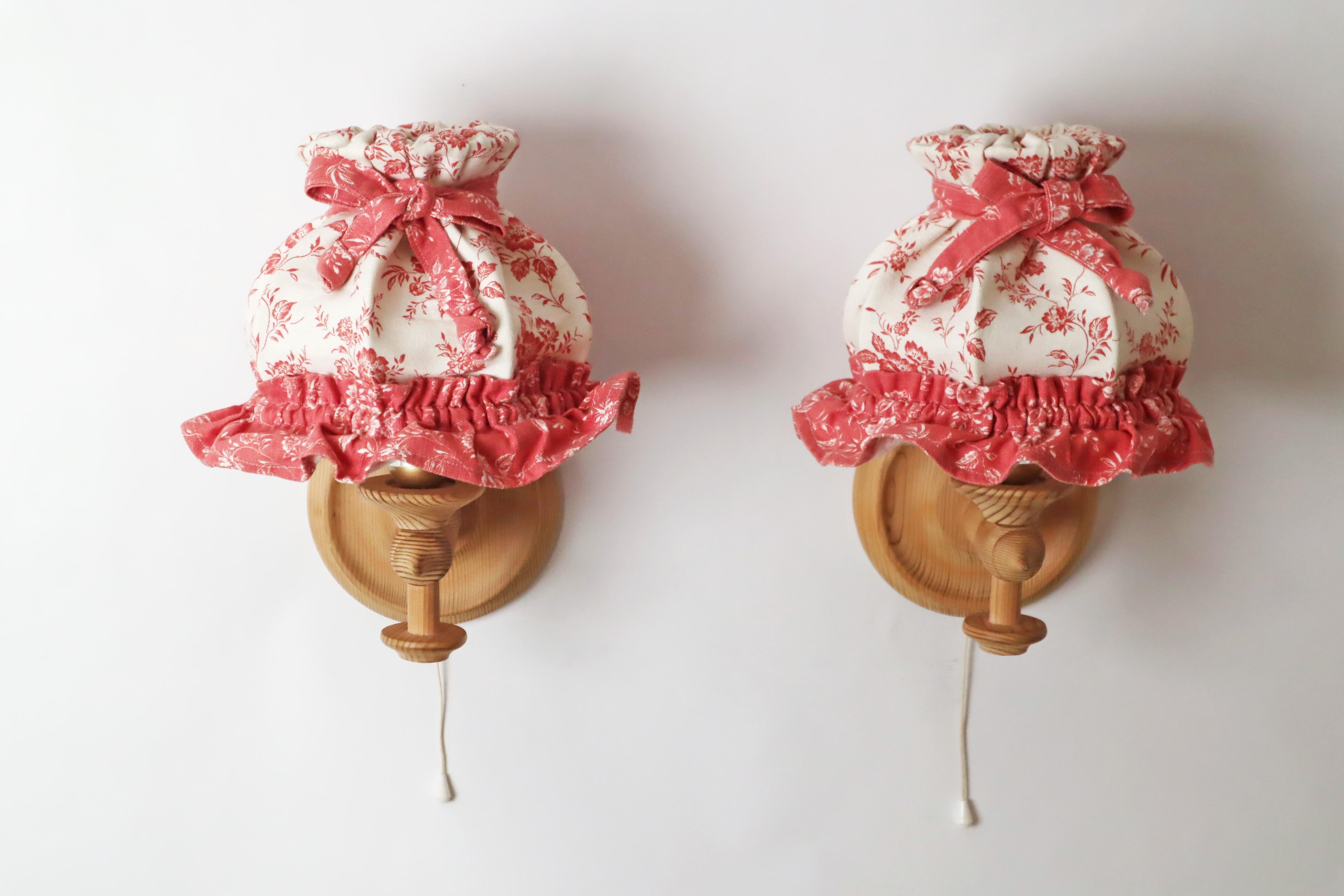 Pair of Swedish Wall Lamps Made of Pinewood and Floral Textile Shade For Sale 10