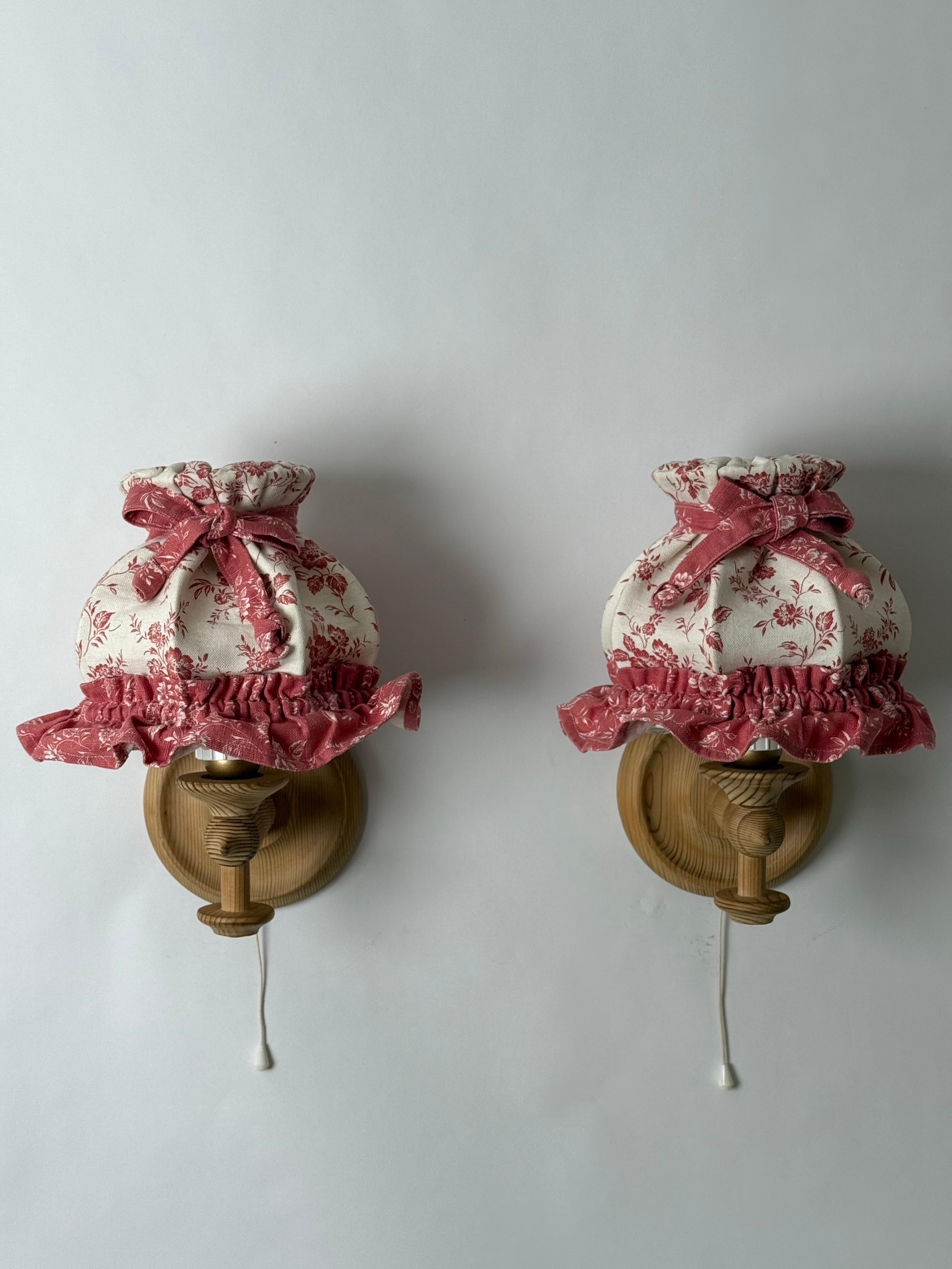 Hand-Crafted Pair of Swedish Wall Lamps Made of Pinewood and Floral Textile Shade For Sale