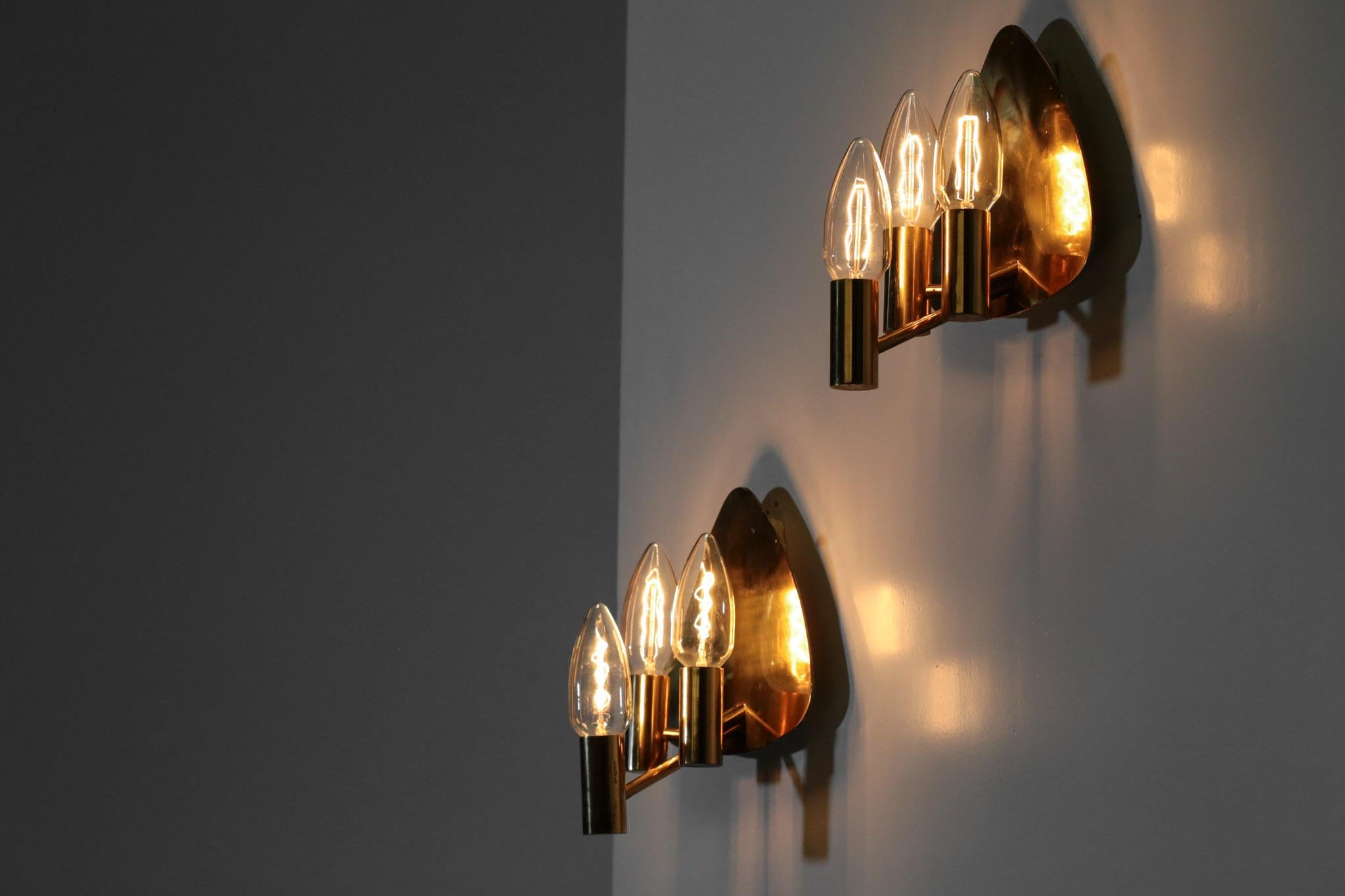 Pair of Swedish Wall Lights in Brass, 1960s Vintage In Good Condition For Sale In Lyon, FR