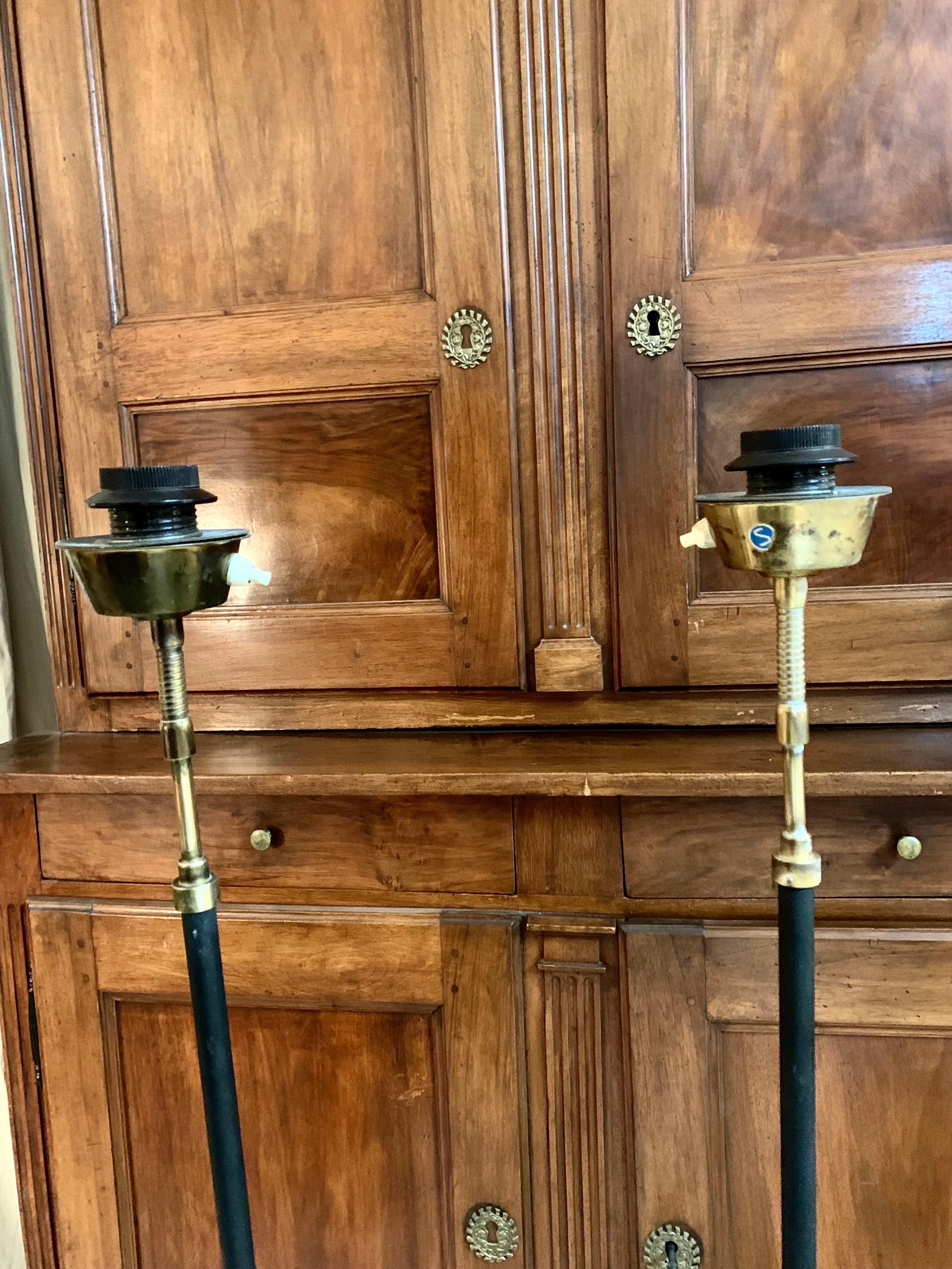 Pair of Swedishs Mid Century Metal and Brass Floor Lamps In Good Condition For Sale In Madrid, ES