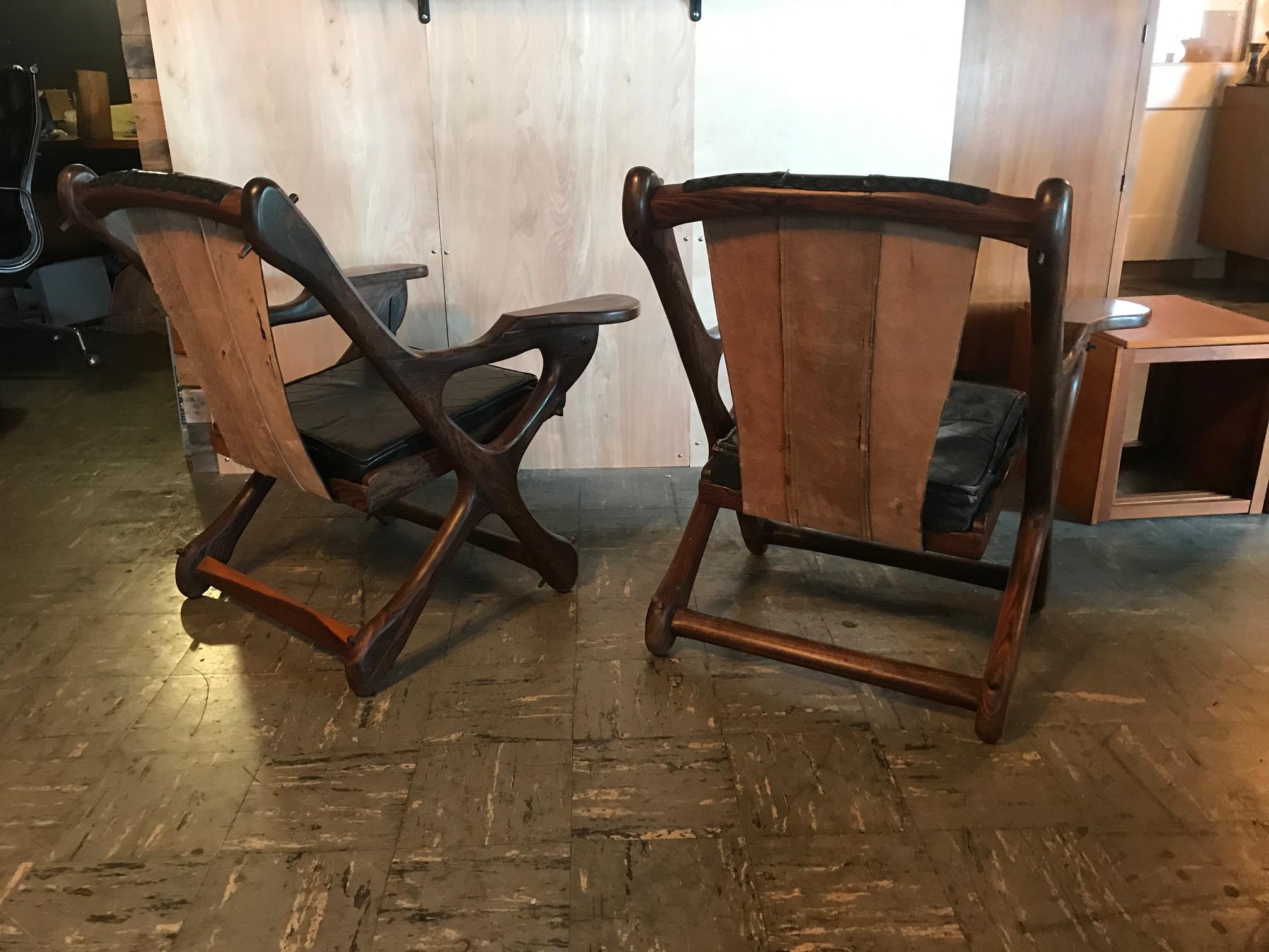 Mid-20th Century Pair of Swinger Lounge Chairs by Don Shoemaker
