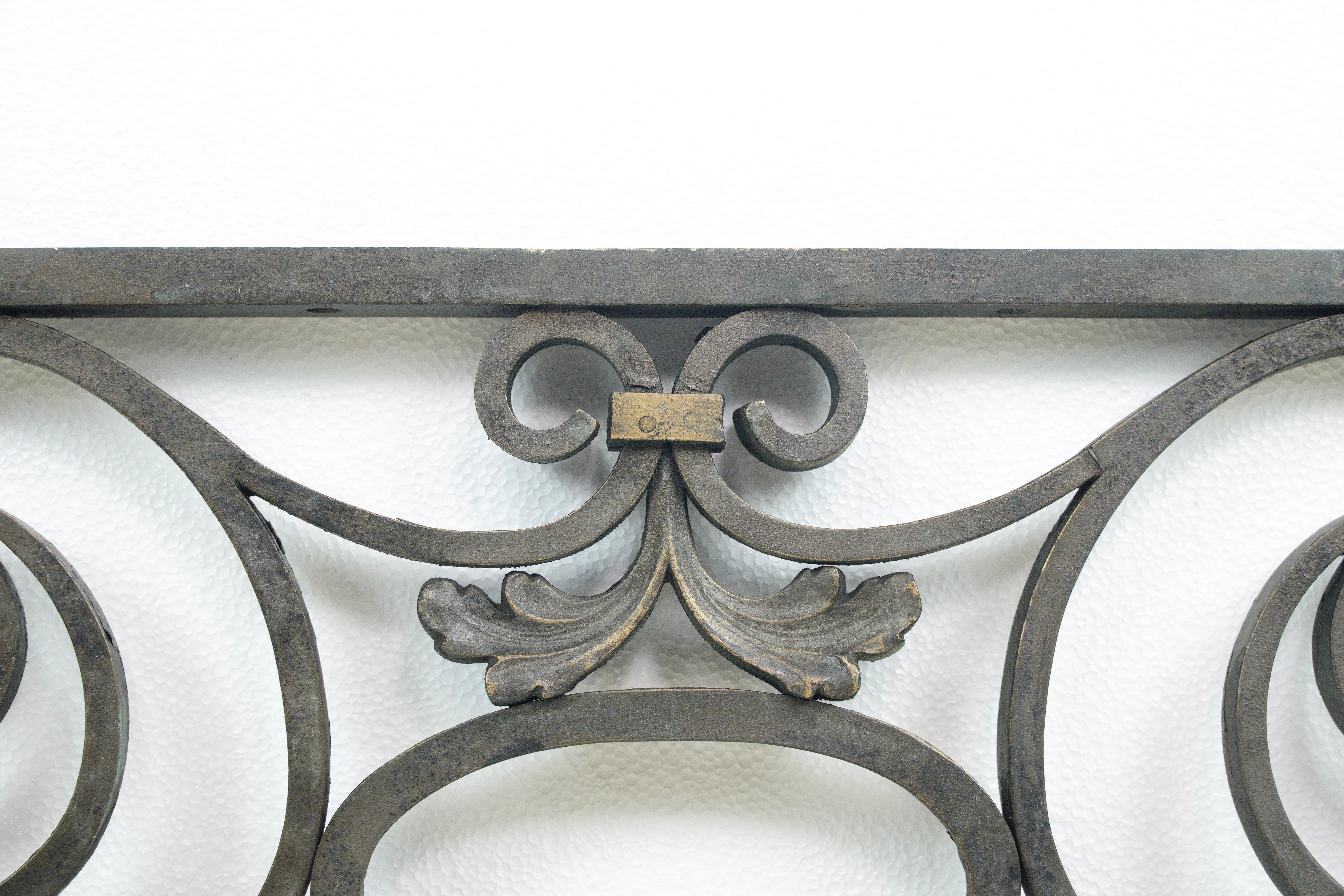 Pair of Swirl Design Cast Bronze Window Guards In Good Condition For Sale In New York, NY