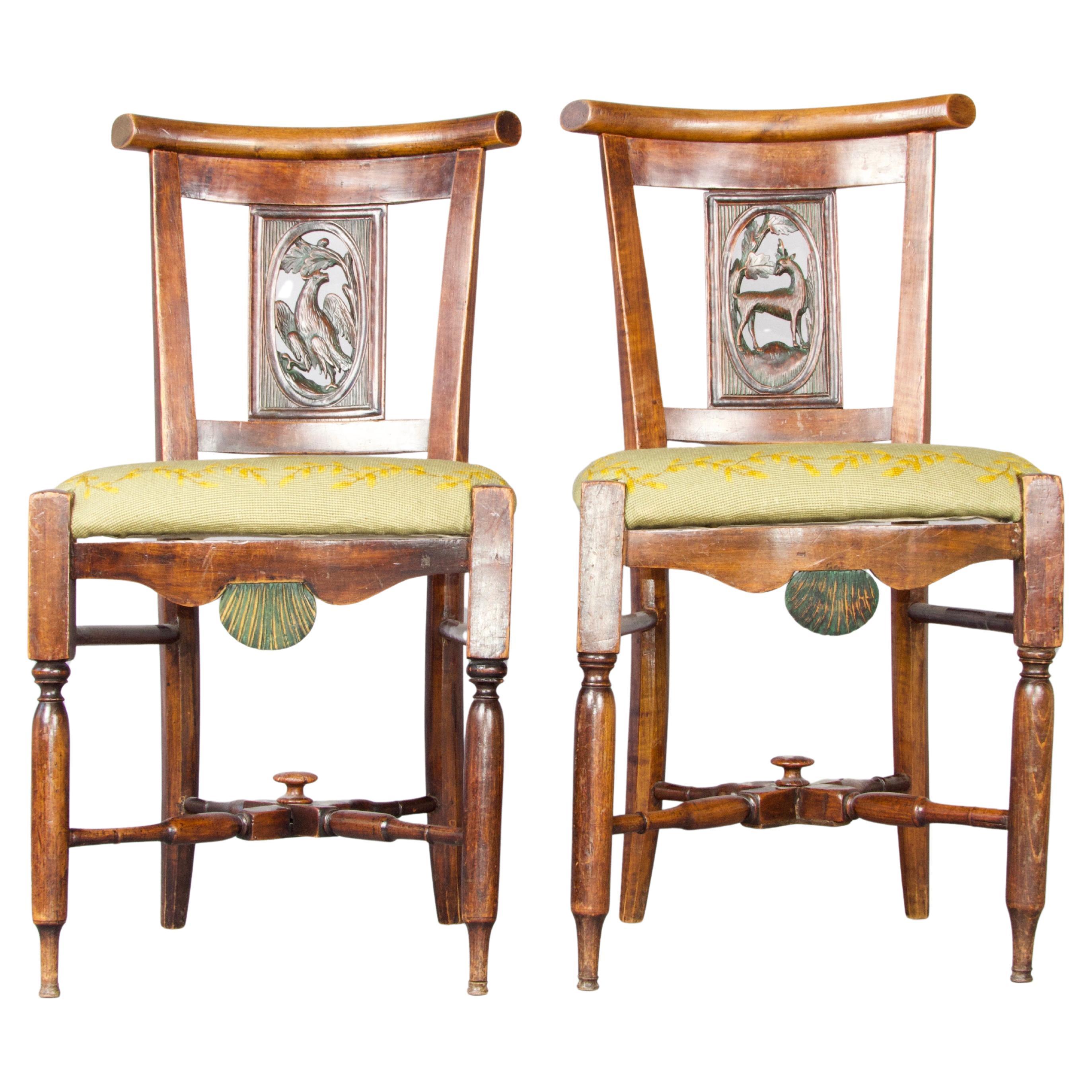 Paire de chaises suisses