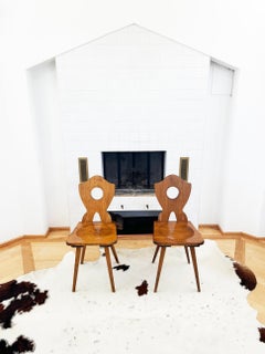 Coppia di sedie da pranzo svizzere intagliate a mano, Horgen-Glarus, 2 pezzi