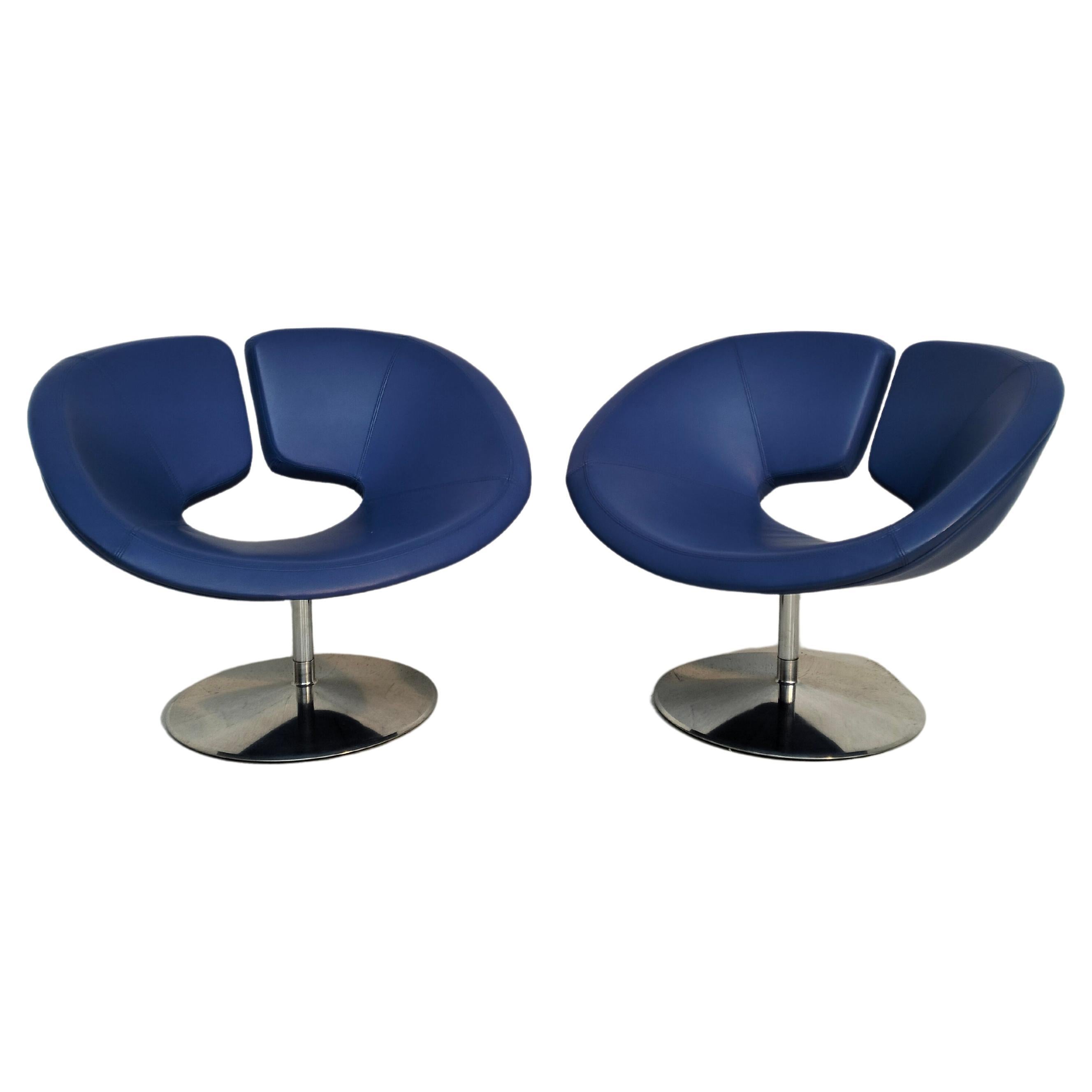 Pair of swivel Apollo lounge chairs by Patrick Norguet for Artifort 2000s For Sale