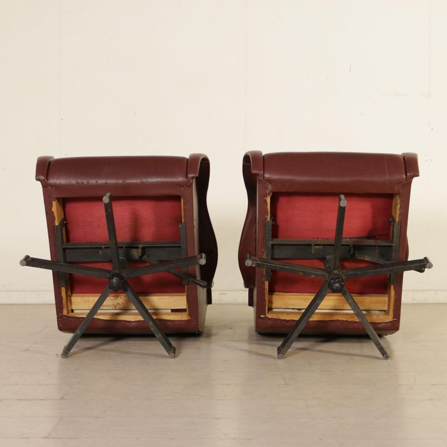 Pair of Swivel Armchairs Leatherette Metal Vintage, Italy, 1960s 3