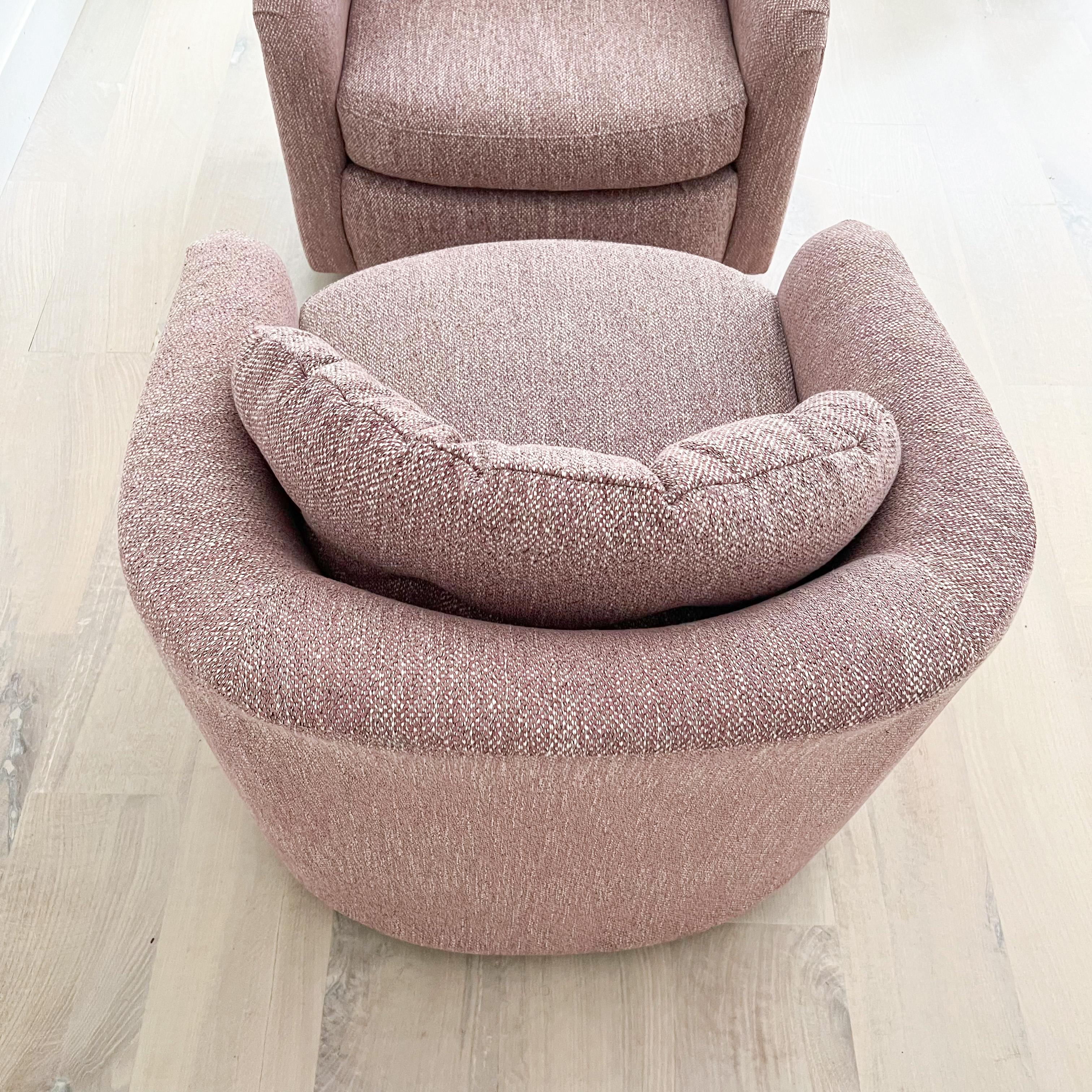 Pair of Swivel Barrel Swivel Lounge Chairs, New Upholstery, circa 1970s 5