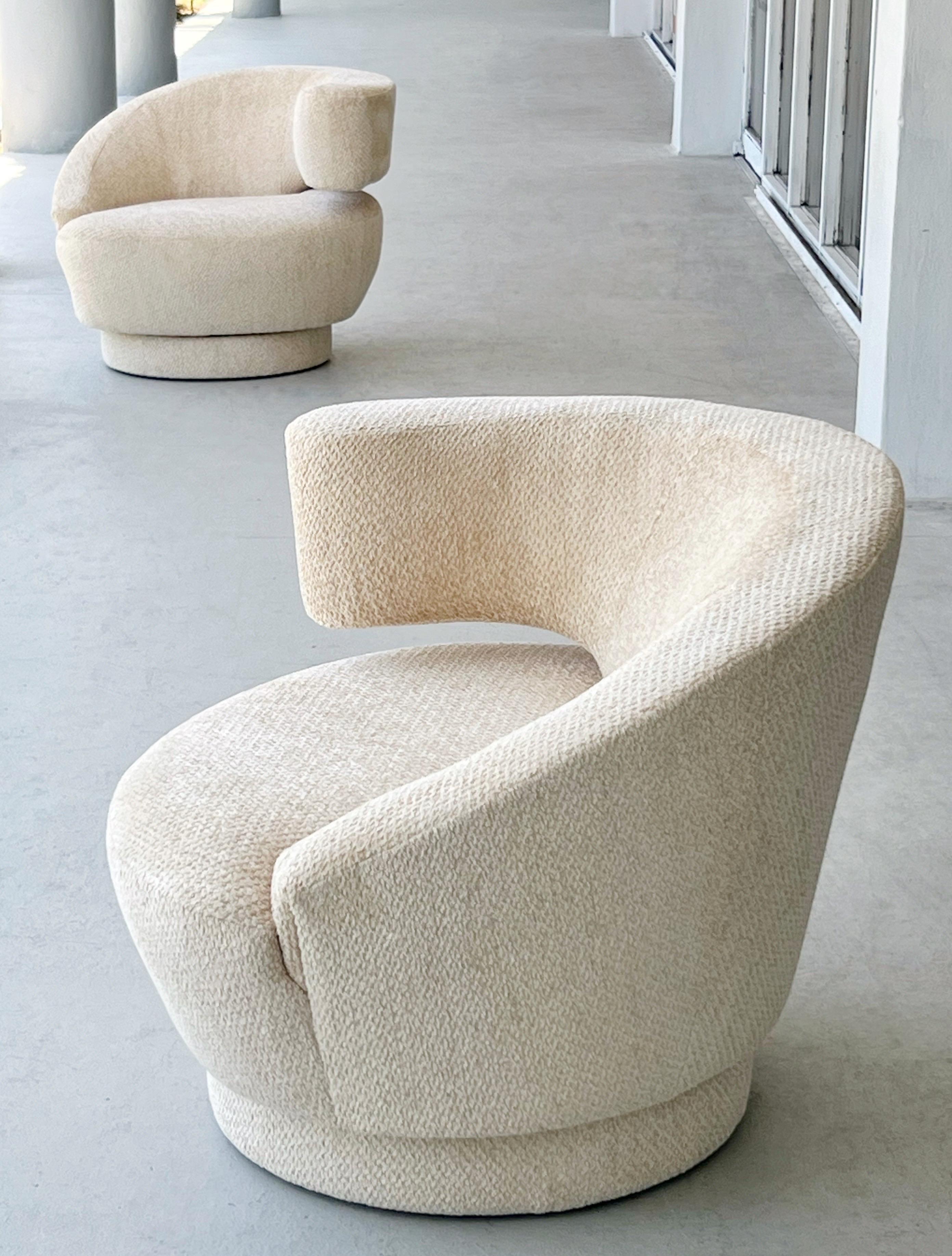 XXIe siècle et contemporain Paire de chaises patineuses pivotantes de Vladimir Kagan en vente