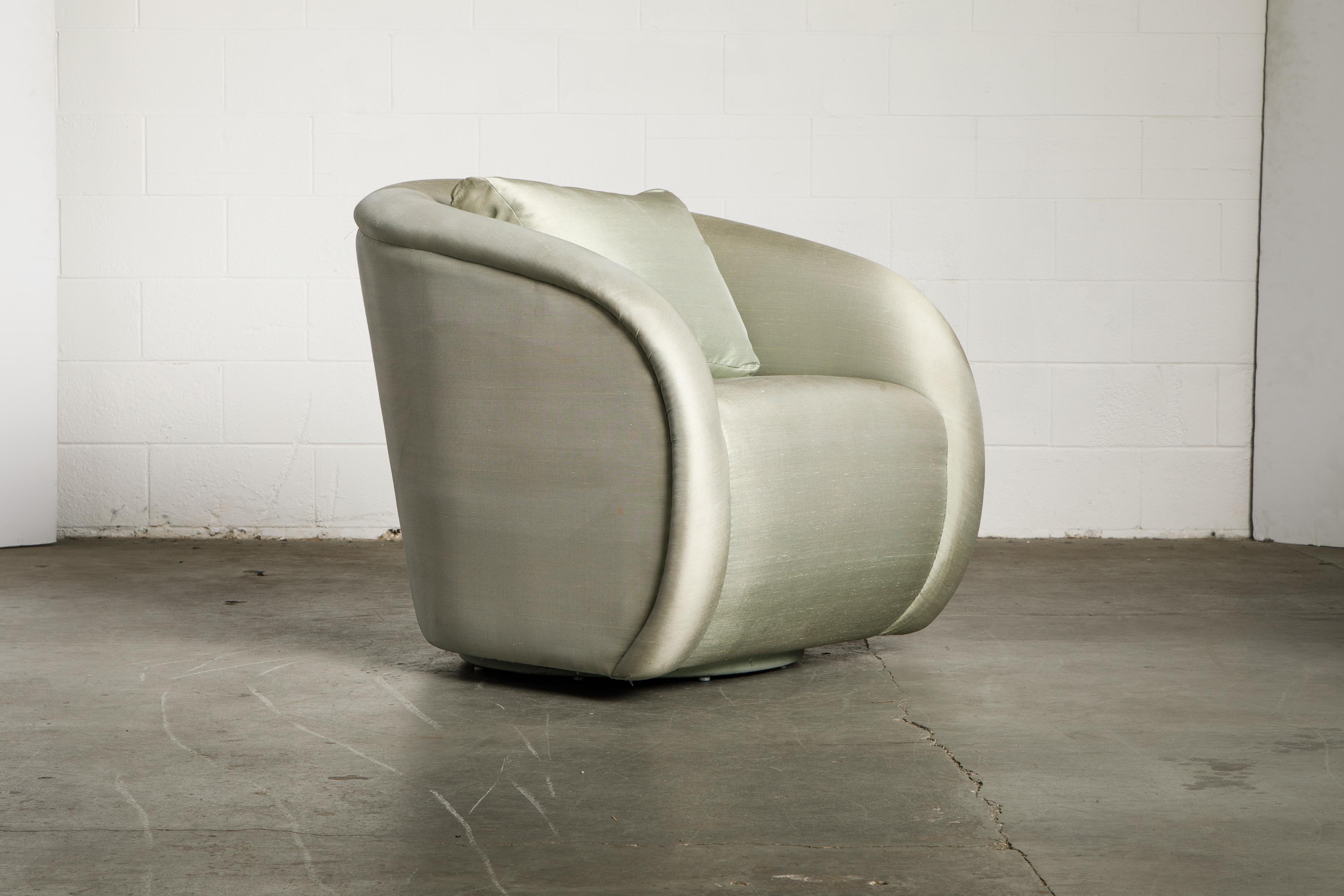 Pair of Swivel Chairs Attributed to Milo Baughman for Directional, circa 1980s 2