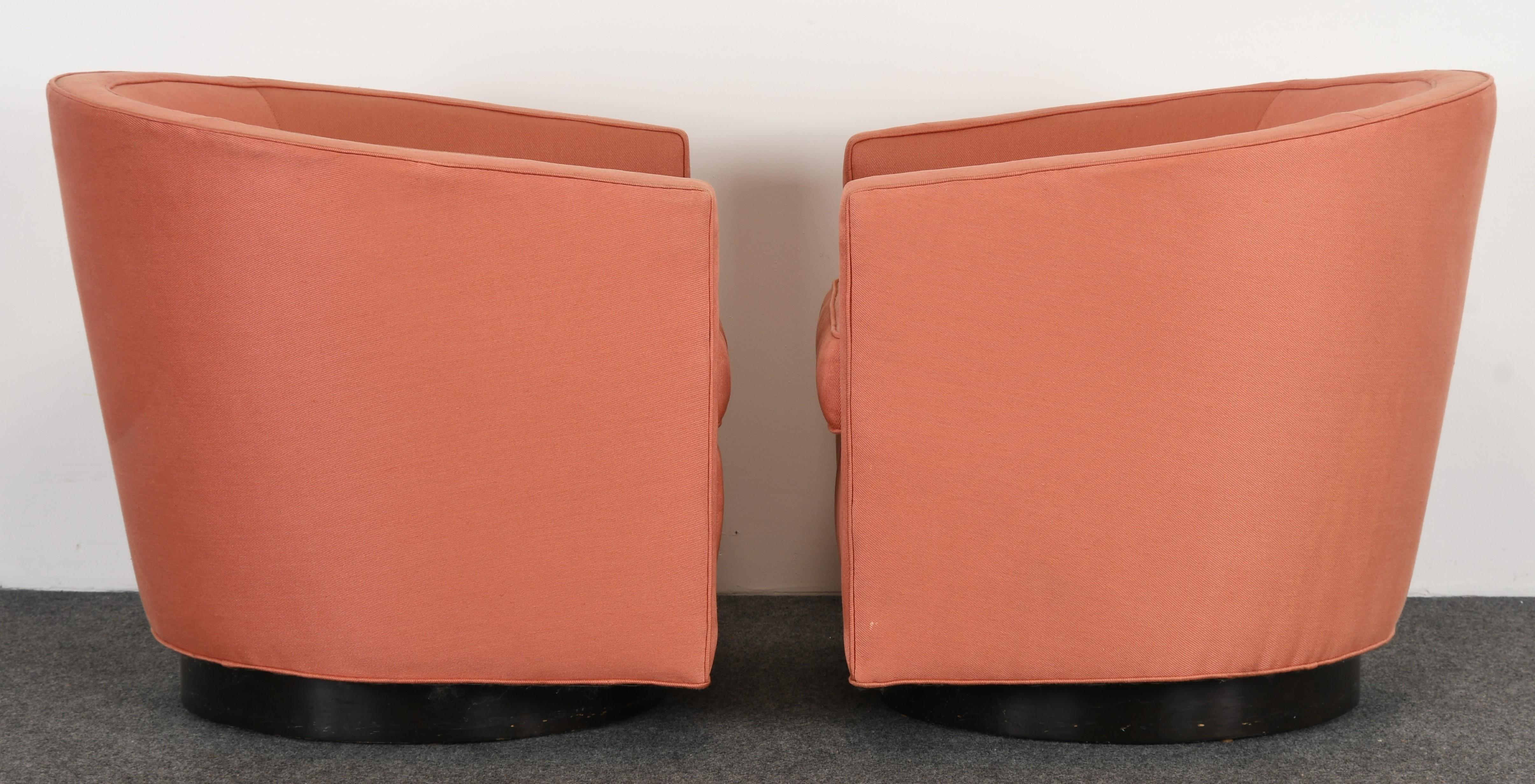 Pair of Swivel Chairs by Edward Wormley for Dunbar, 1970s In Good Condition In Hamburg, PA