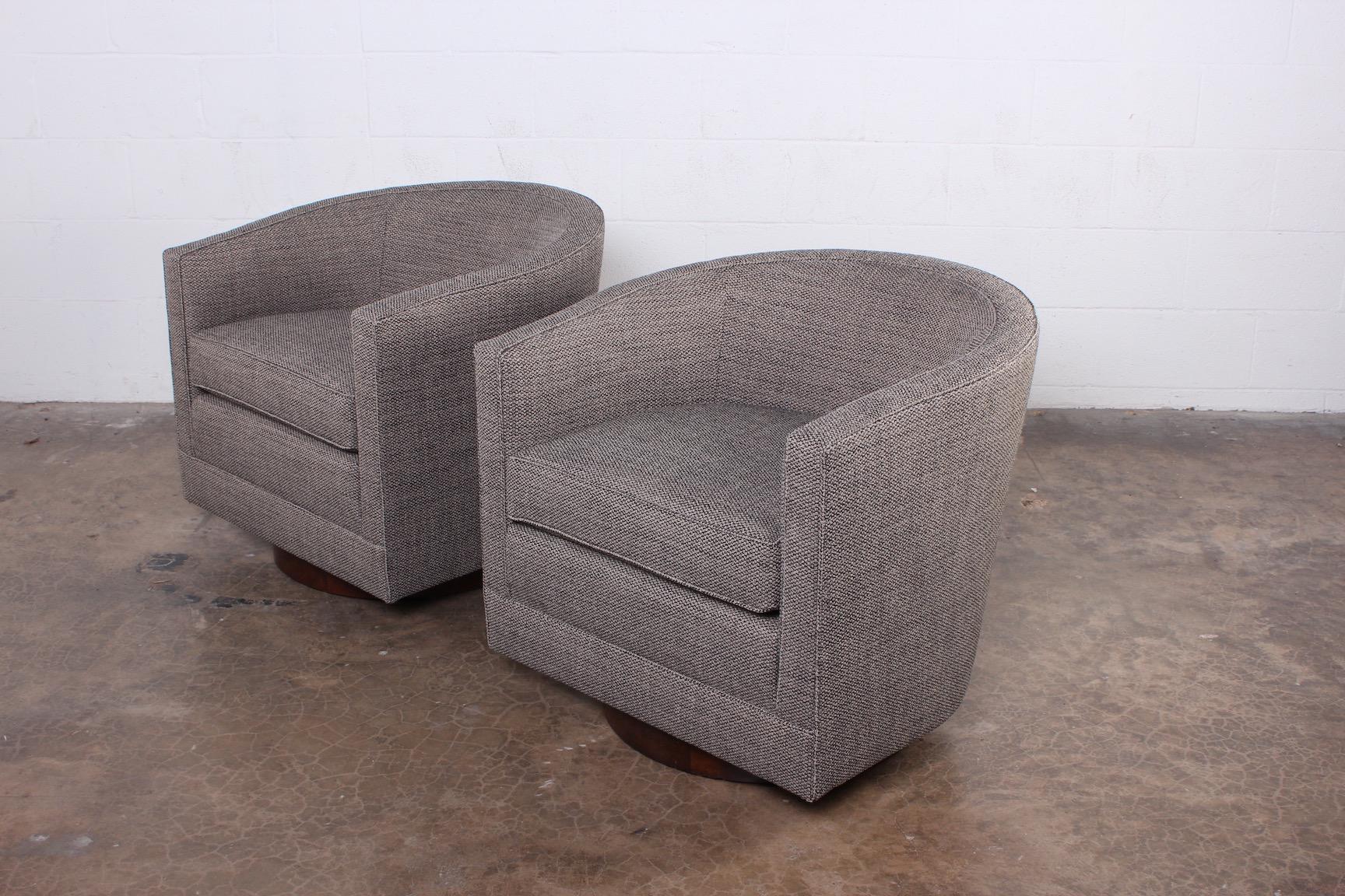 Pair of Swivel Chairs by Edward Wormley for Dunbar 6