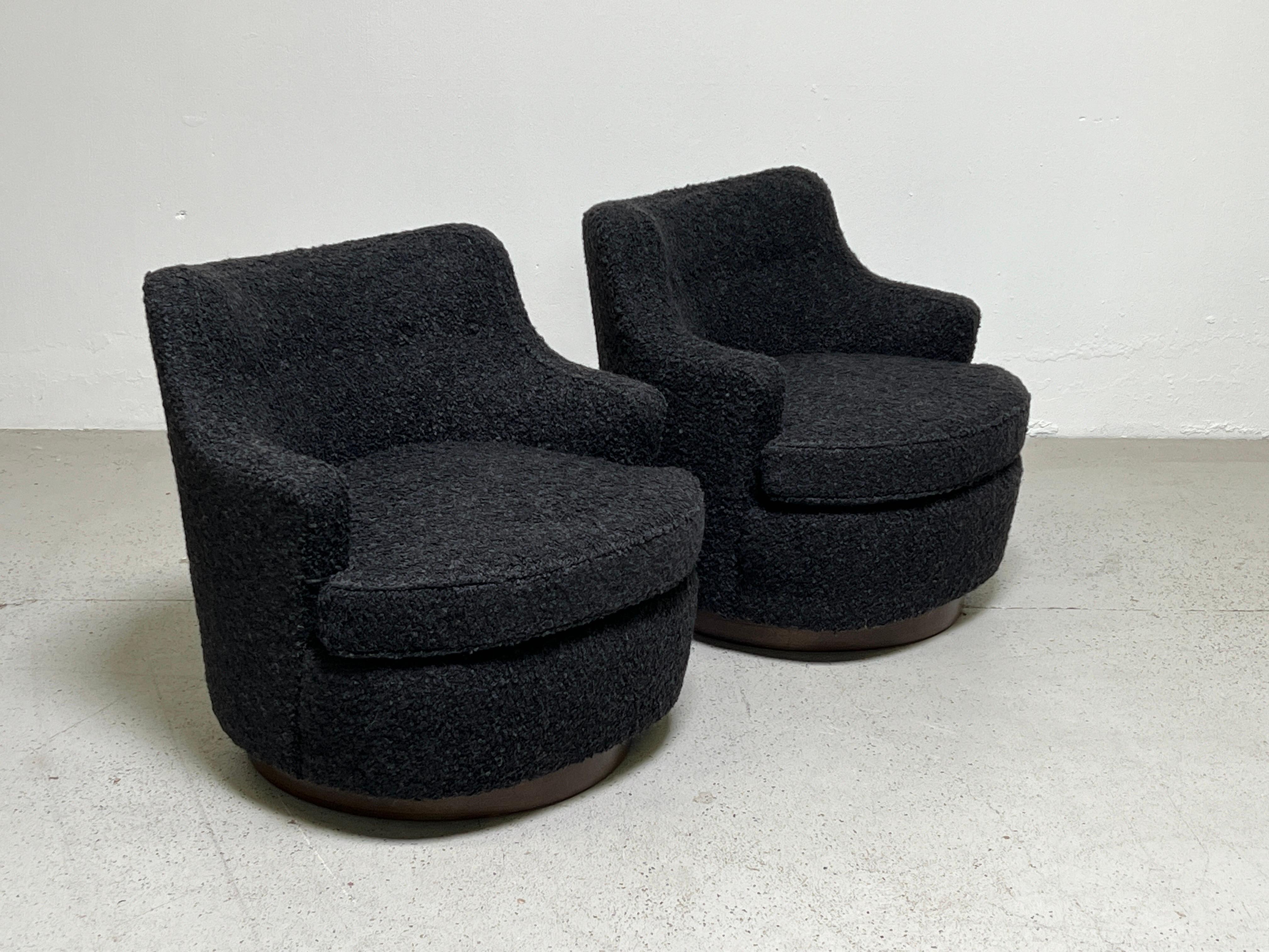 Pair of Swivel Chairs by Edward Wormley for Dunbar  6