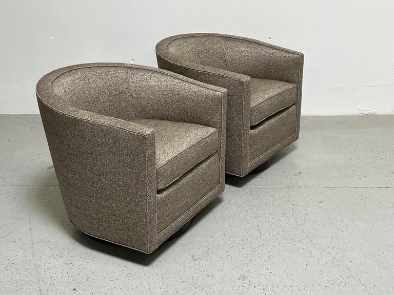 Pair of Swivel Chairs by Edward Wormley for Dunbar For Sale 6