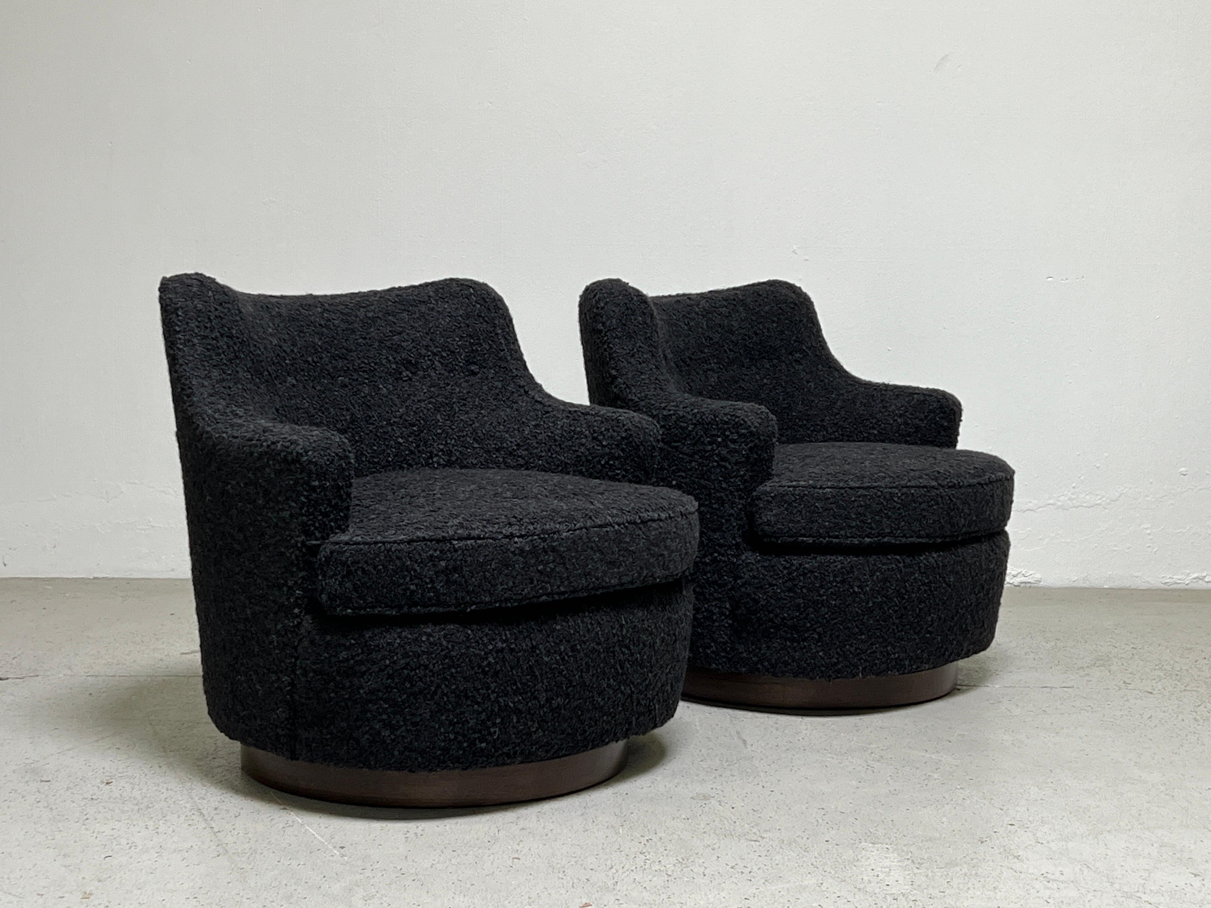 Pair of Swivel Chairs by Edward Wormley for Dunbar  8