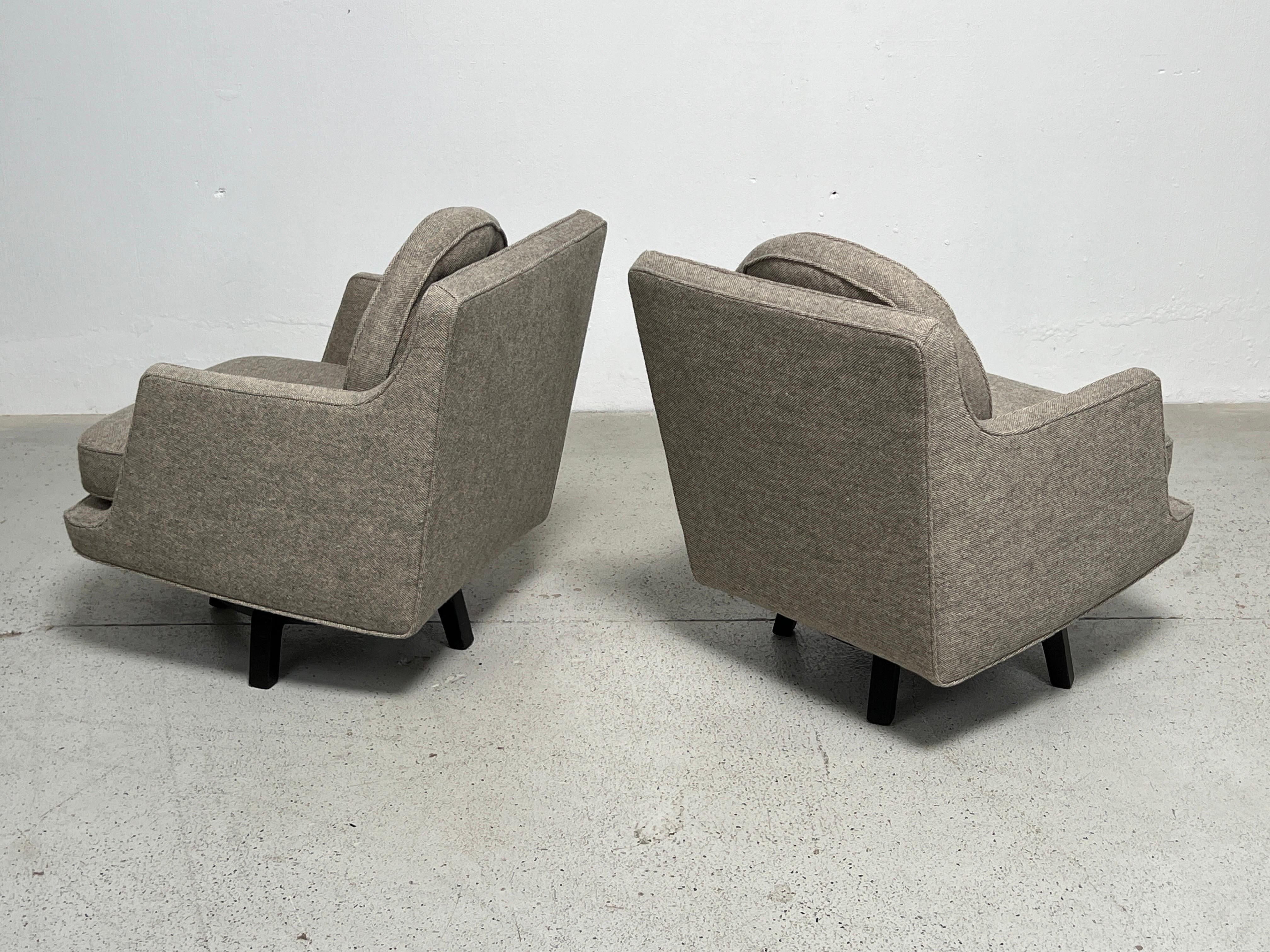 Mid-20th Century Pair of Swivel Chairs by Edward Wormley for Dunbar For Sale