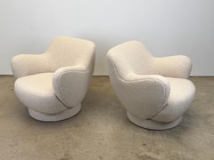 Pair of Swivel Chairs by Vladimir Kagan for Kagan-Dreyfuss
