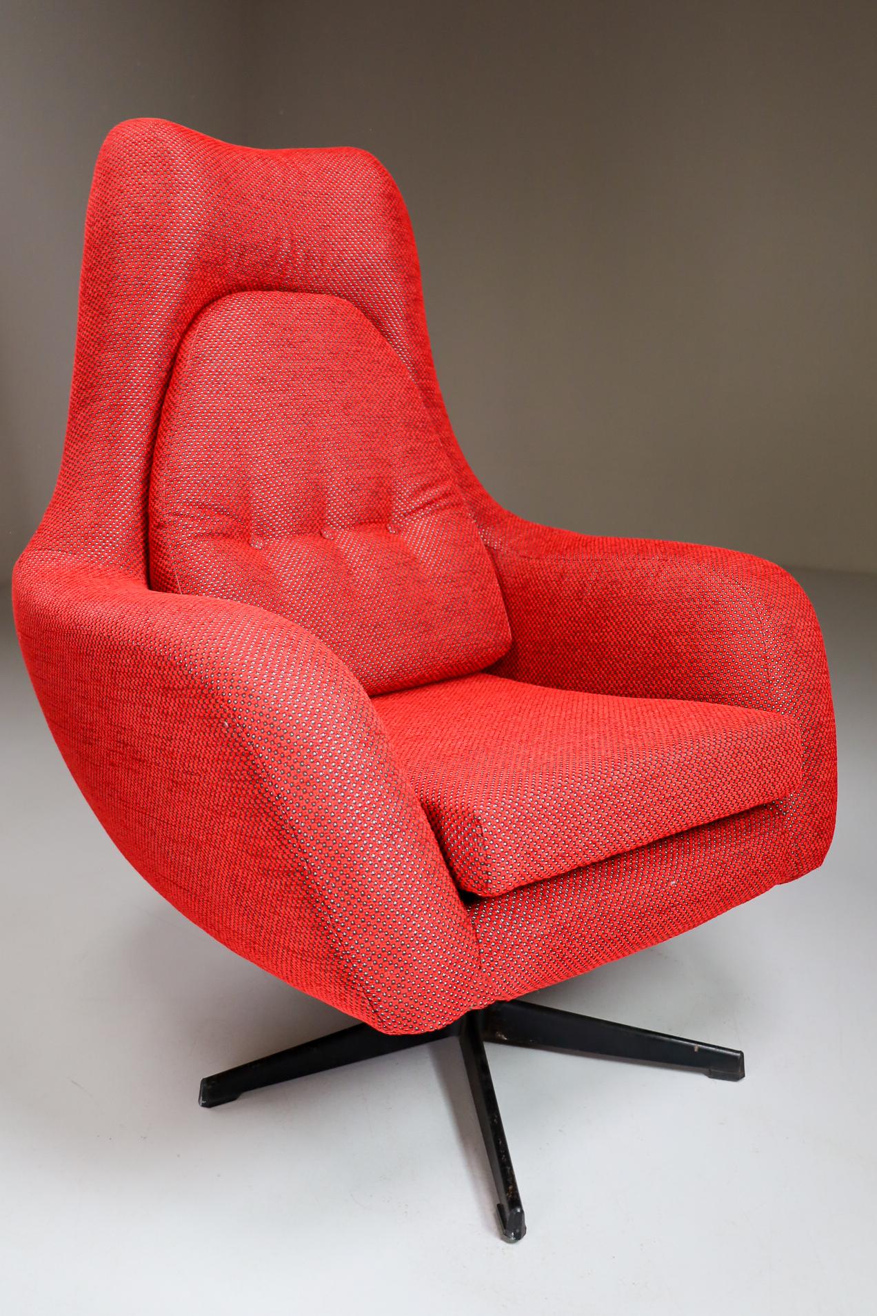 Pair of Swivel Chairs in New Reupholstered Red Fabric, Czech Republic 1970 For Sale 3
