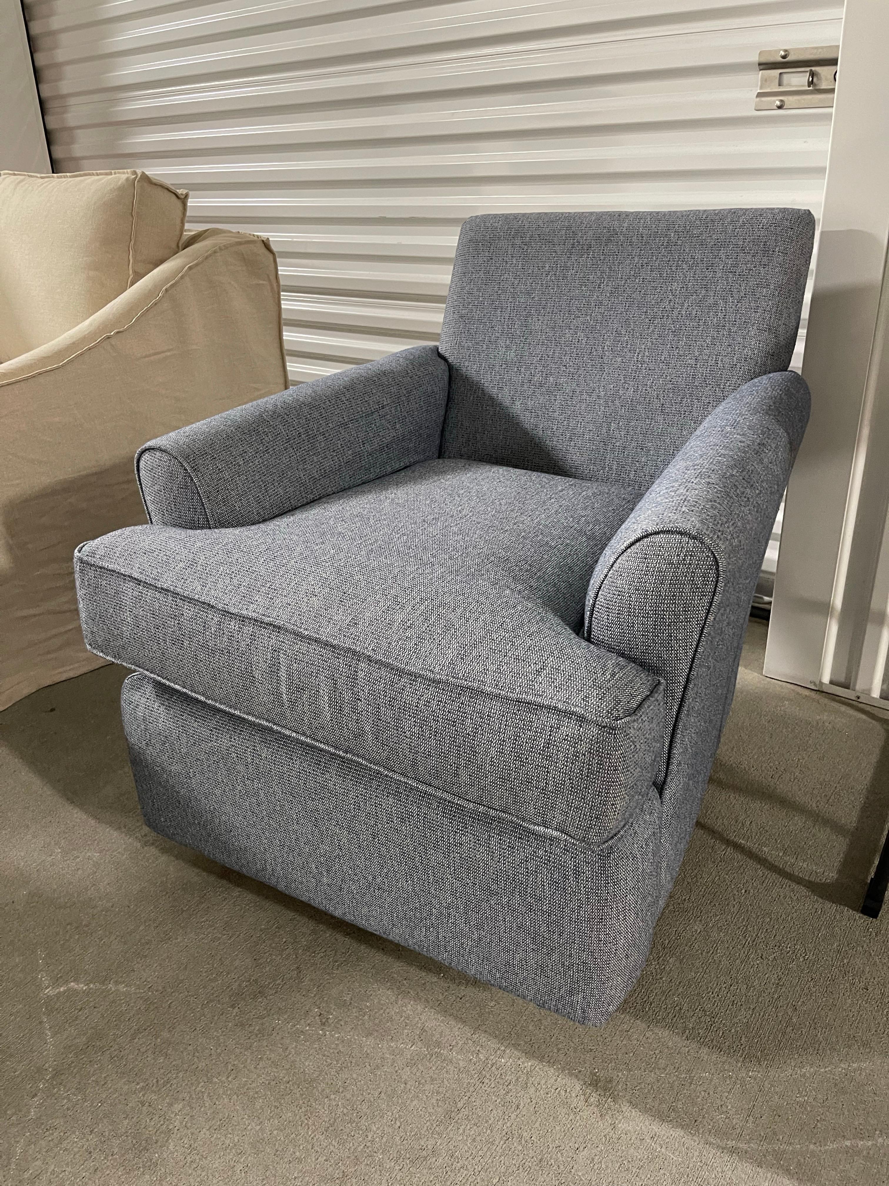 American Pair of Swivel Club Chairs Upholstered in a Blue Tone Fabric, 21st Century For Sale