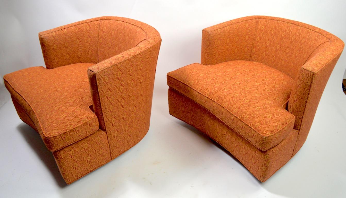 Mid-Century Modern Pair of Swivel Lounge Chairs Designed by Harvey Probber