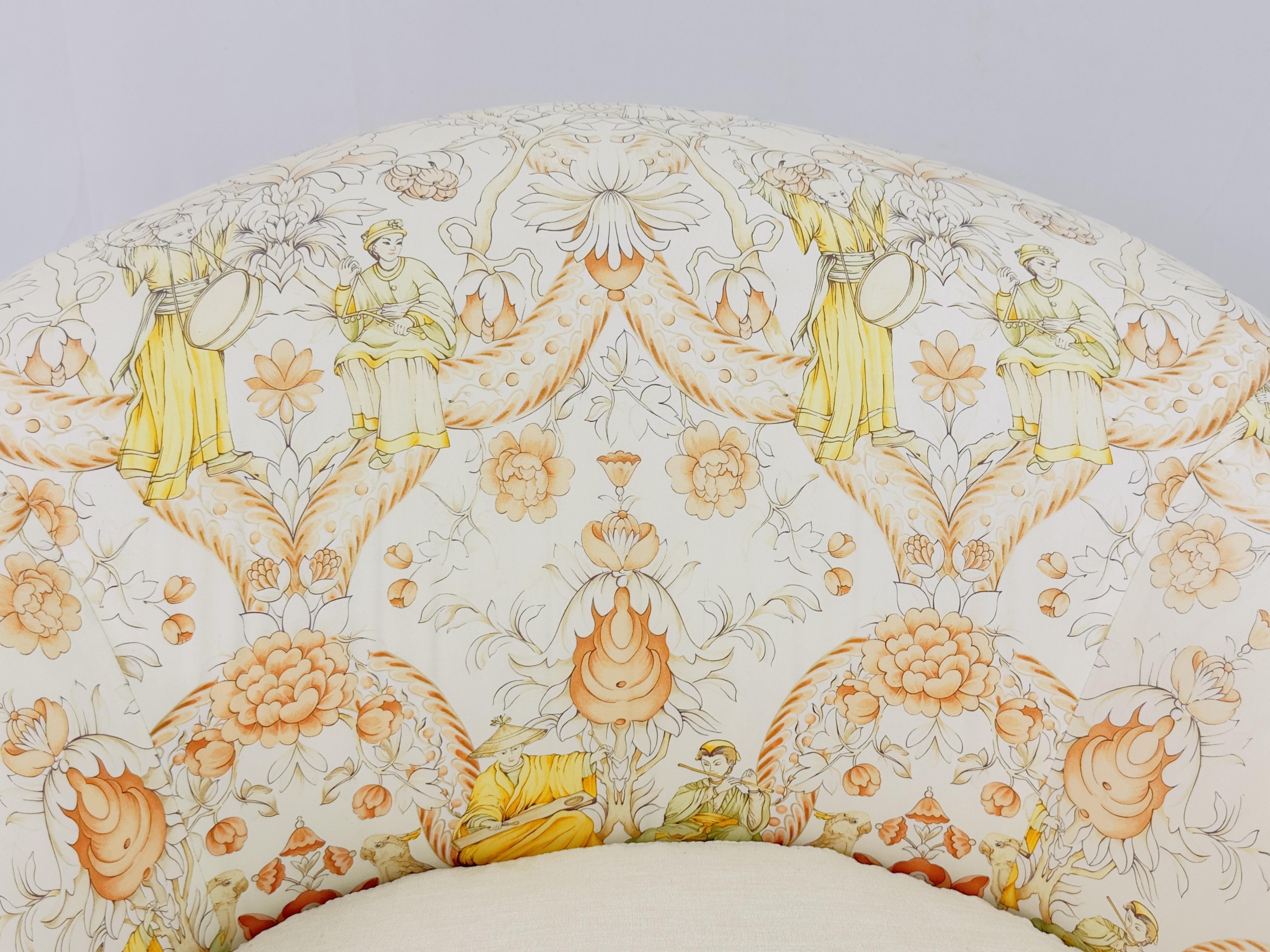 Paire de chaises longues pivotantes en tissu Chinoisiere de J. Robert Scott en vente 4