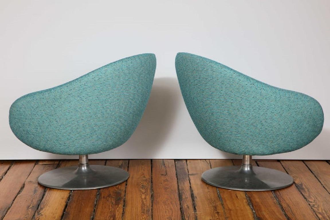 Mid-Century Modern Pair of Swivel Lounge Tulip Chairs by Gastone Rinaldi in Blue Tweed, Italy, 1970