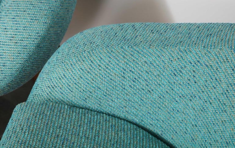 Pair of Swivel Lounge Tulip Chairs by Gastone Rinaldi in Blue Tweed, Italy, 1970 For Sale 1