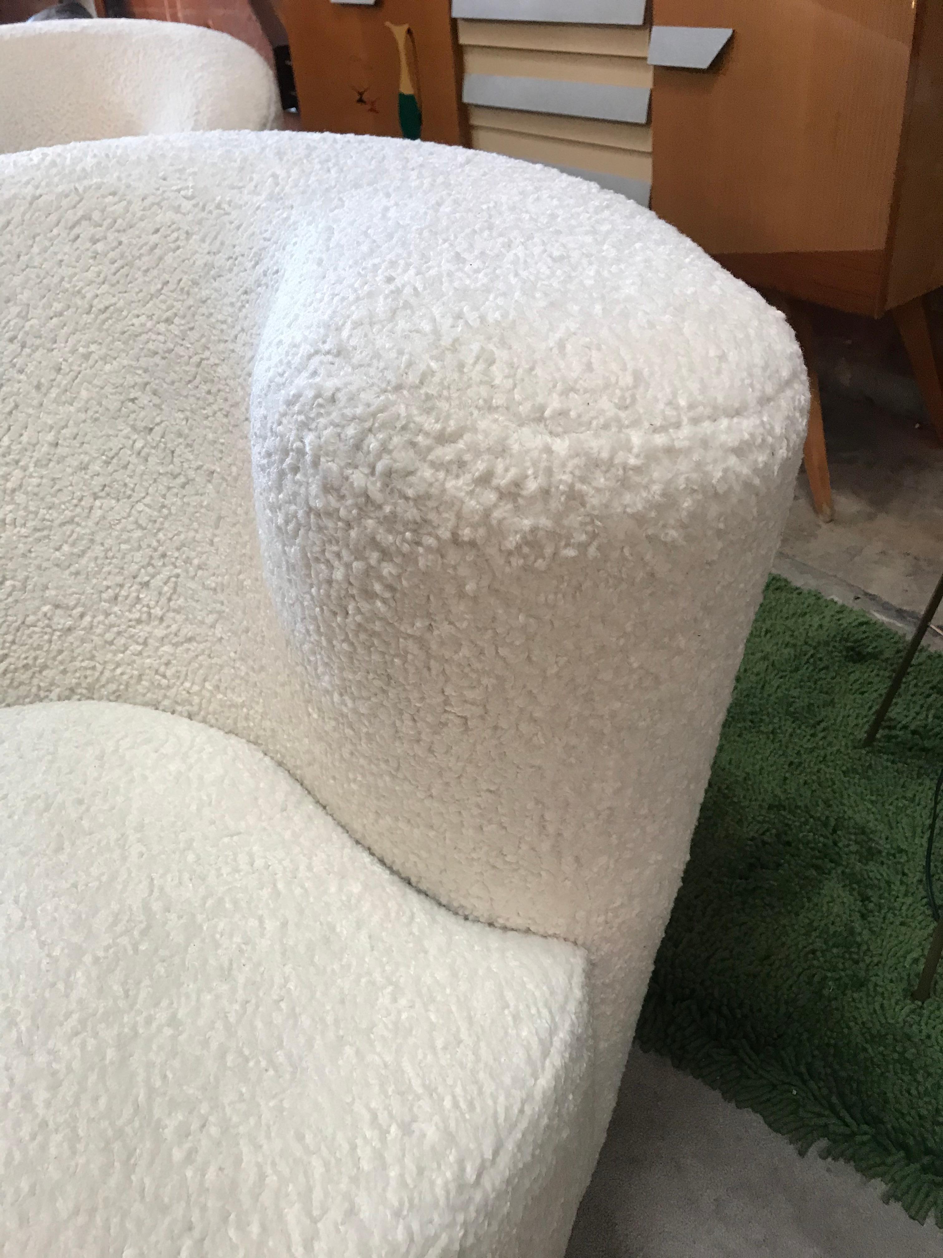 Pair of Swivel Parlor Chairs Upholstered in White Sheep Fabric, USA, 1960s 1