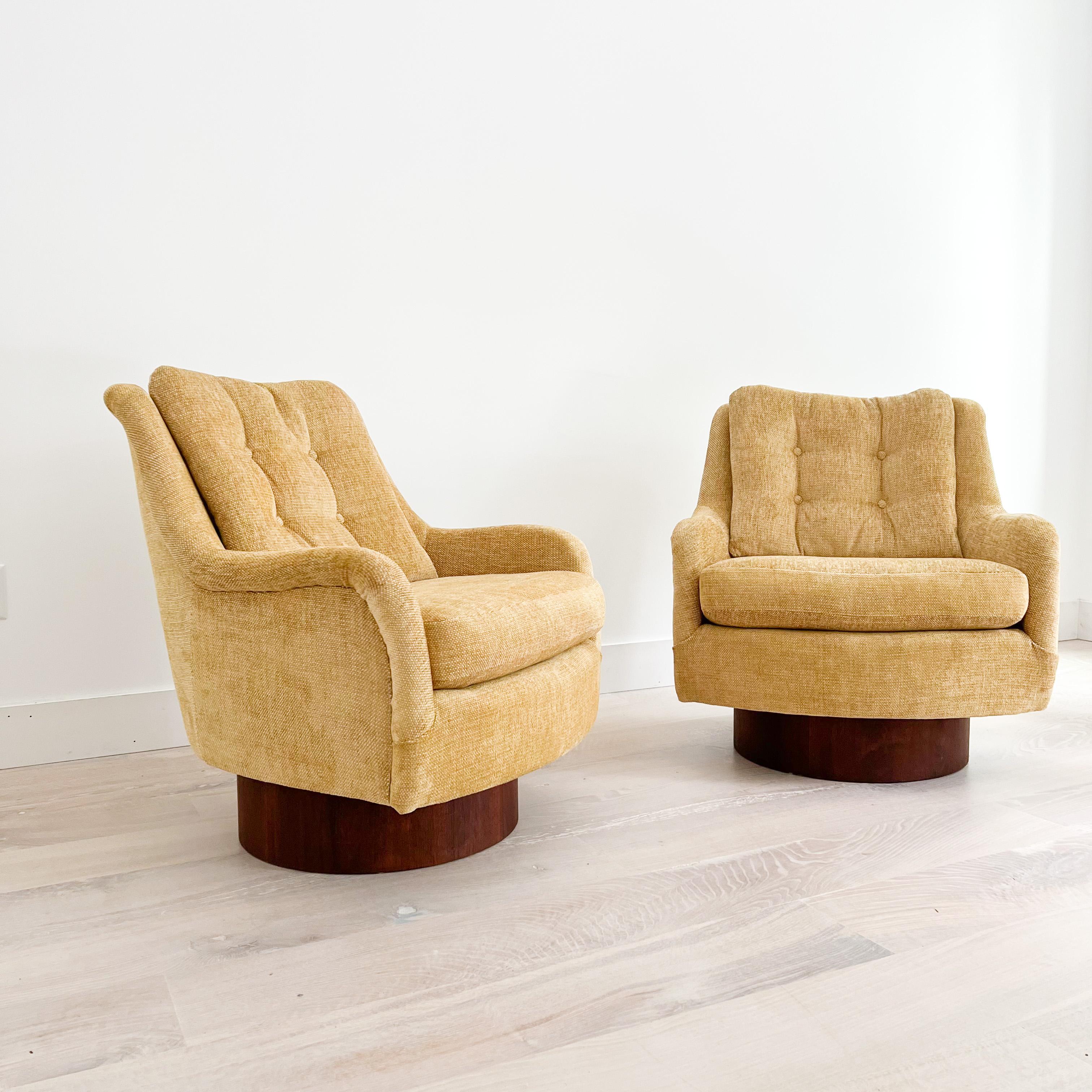 Mid-20th Century Pair of Swivel Rockers w/ New Upholstery, Attributed to Adrian Pearsall