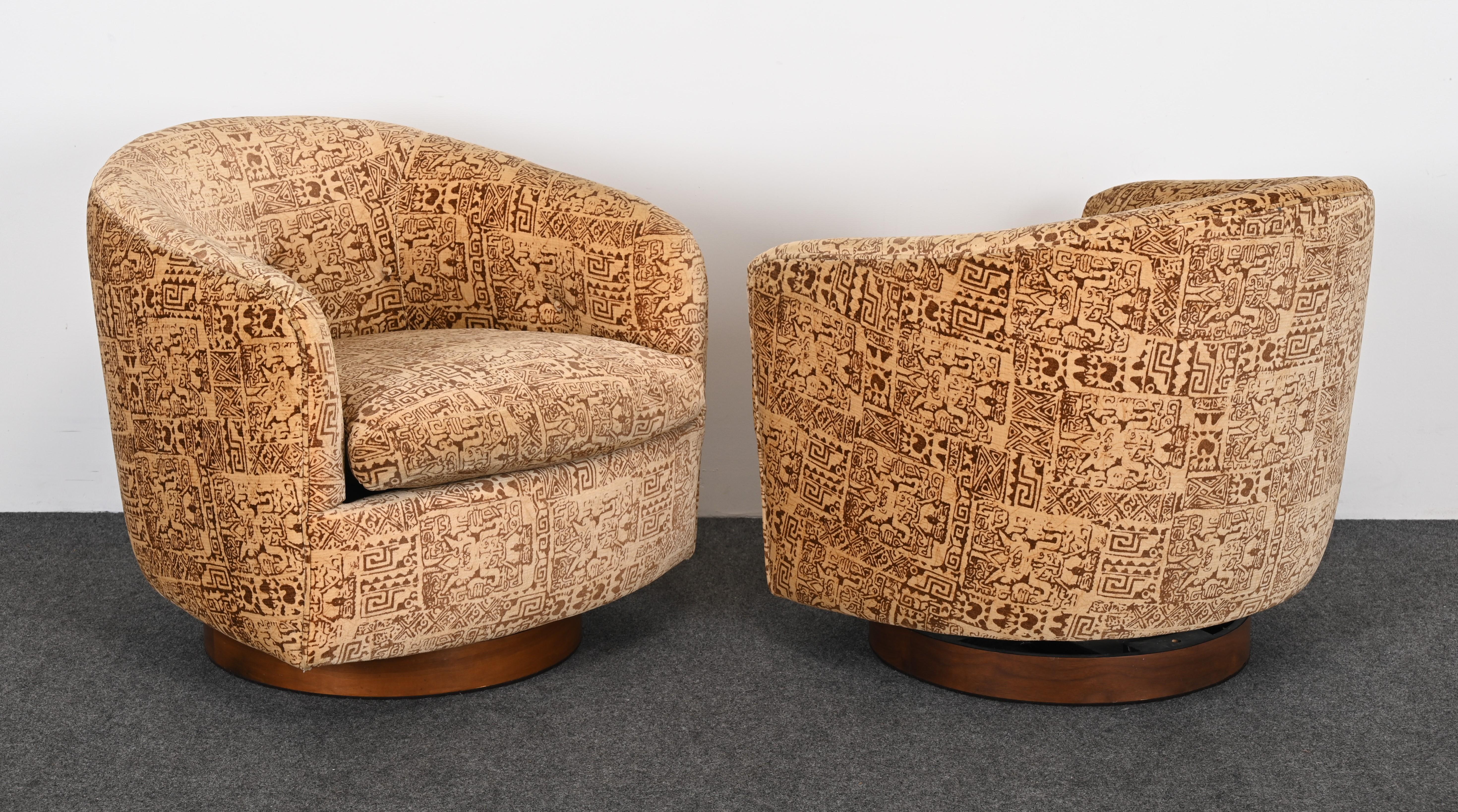 Mid-Century Modern Pair of Swivel Rocking Chairs by Milo Baughman for Thayer Coggin, 1979