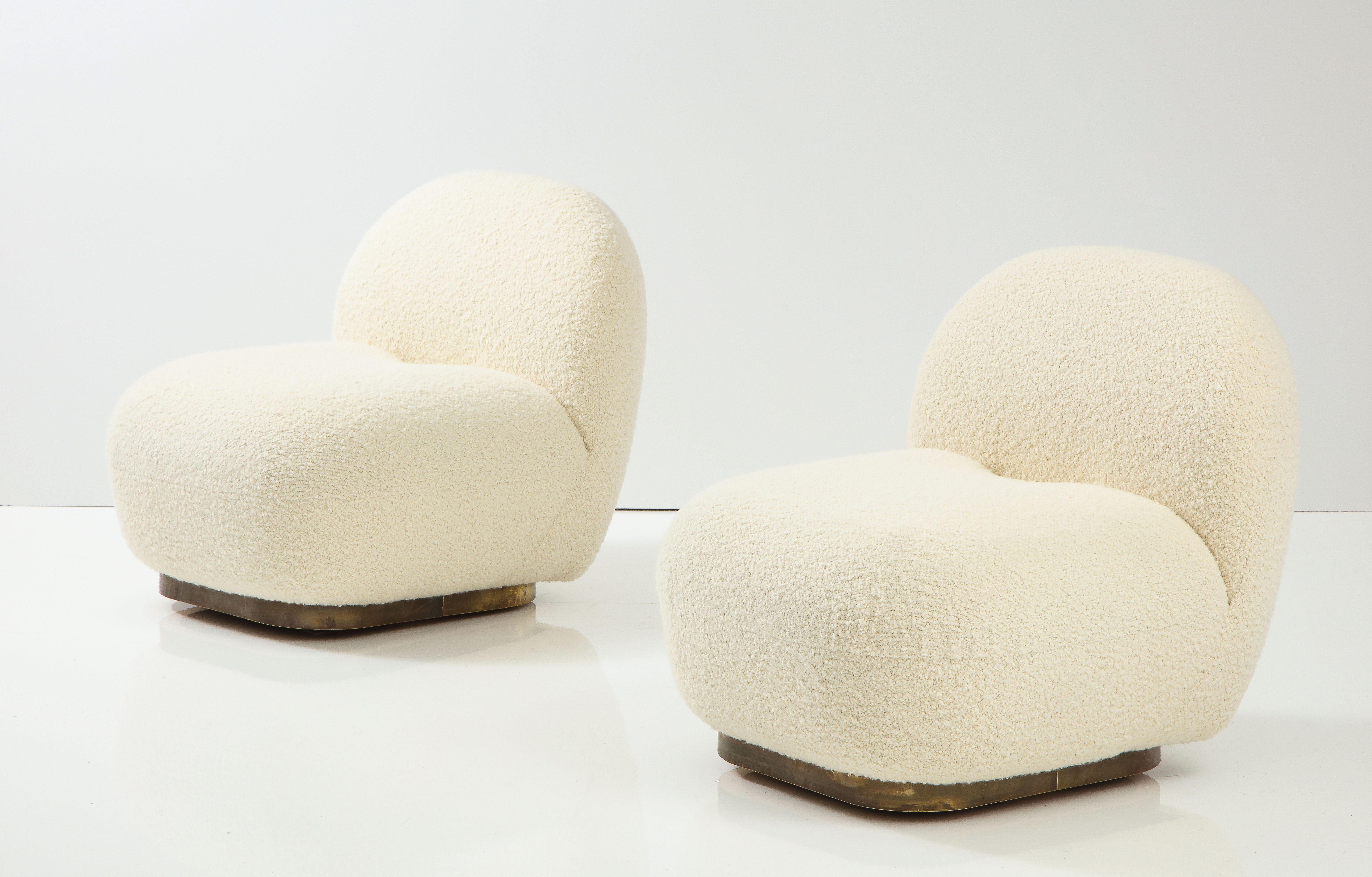 Pair of Swivel Slipper Lounge Chairs in Ivory Boucle and Brass Base, Italy, 2022 1