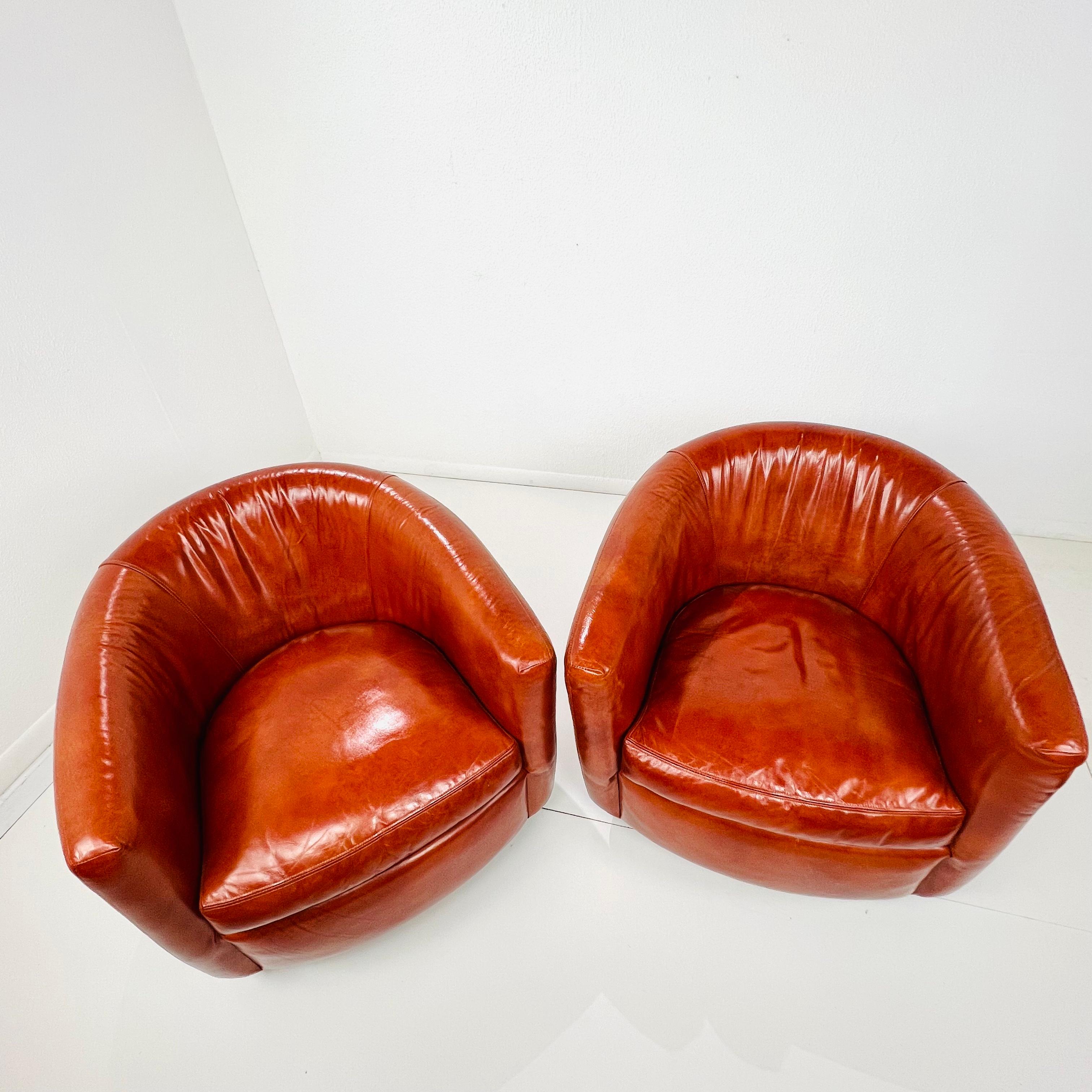 Pair of Swivel Tilt Tub Chairs by Milo Baughman for Thayer Coggin 13