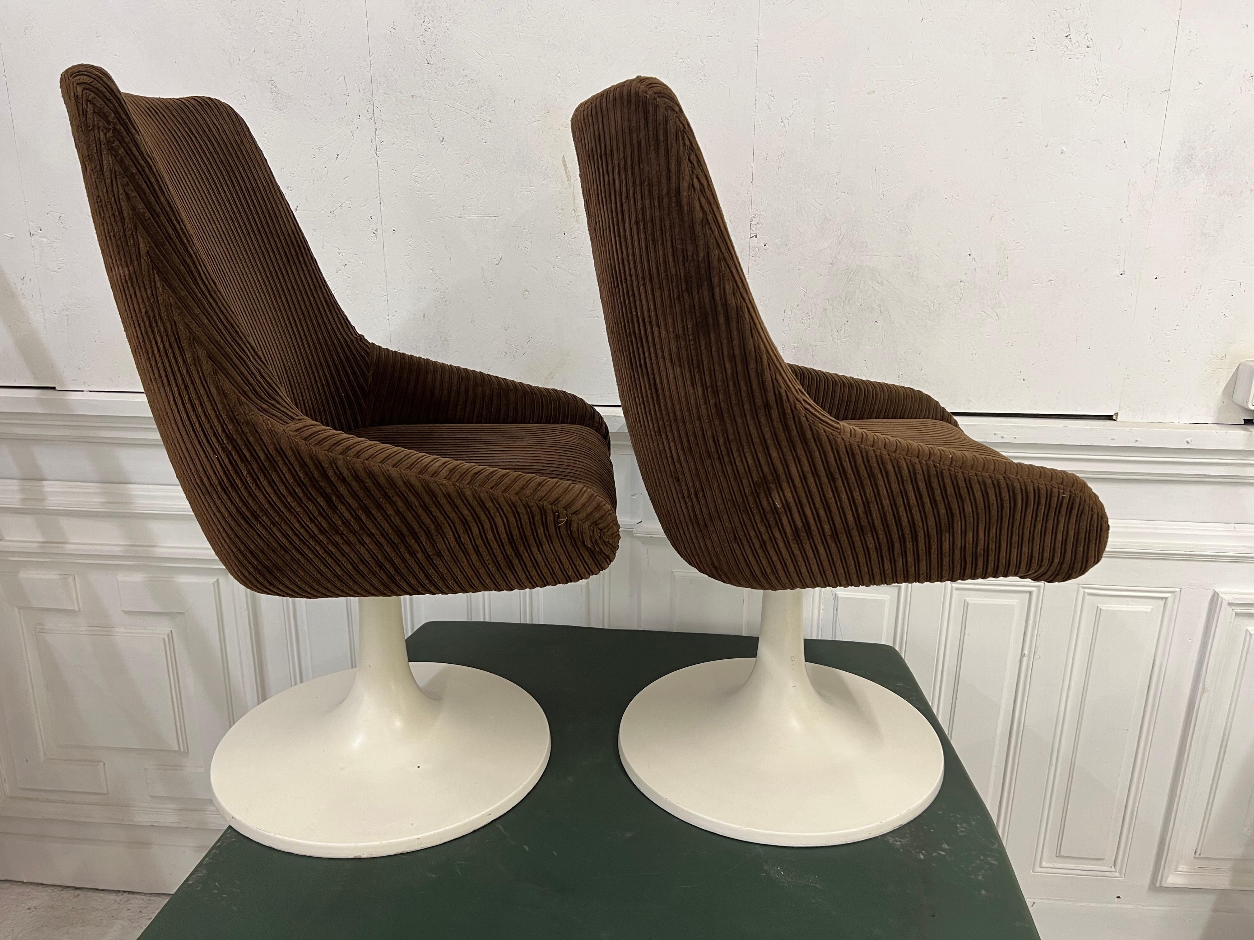 Velvet Pair of Swivel Tulip chairs , 1970’s France 