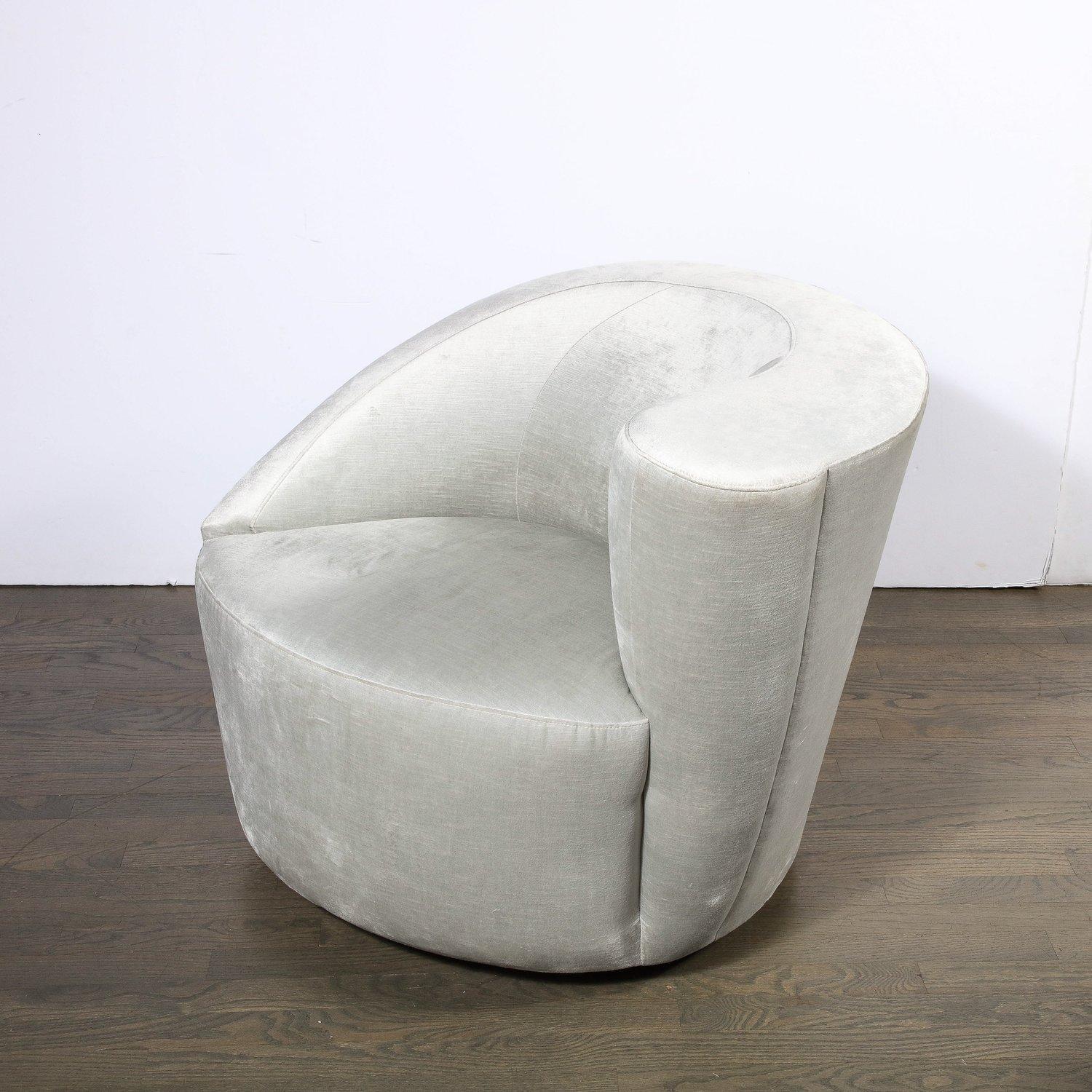 Paire de chaises pivotantes « Nautilus » de Vladimir Kagan en platine fumé en vente 2