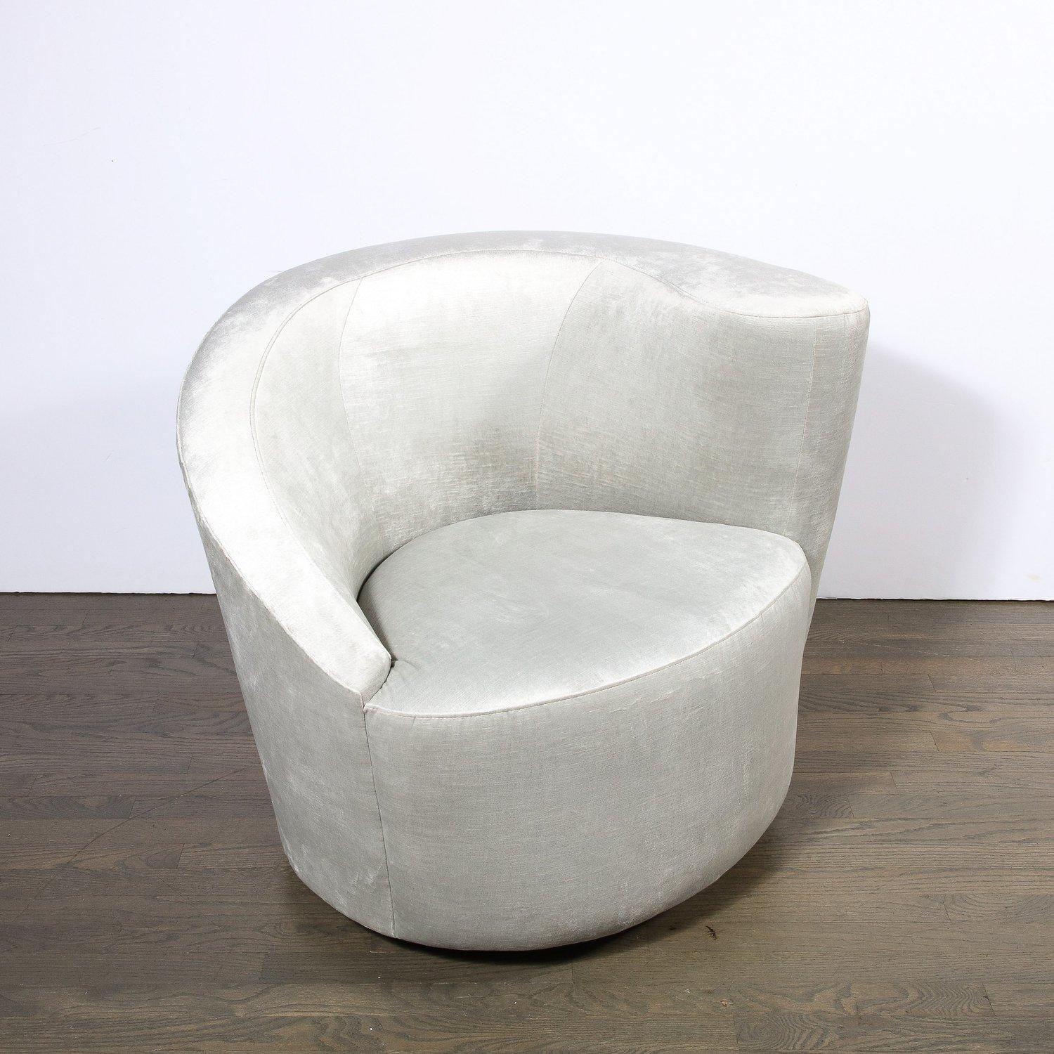 Paire de chaises pivotantes « Nautilus » de Vladimir Kagan en platine fumé en vente 4