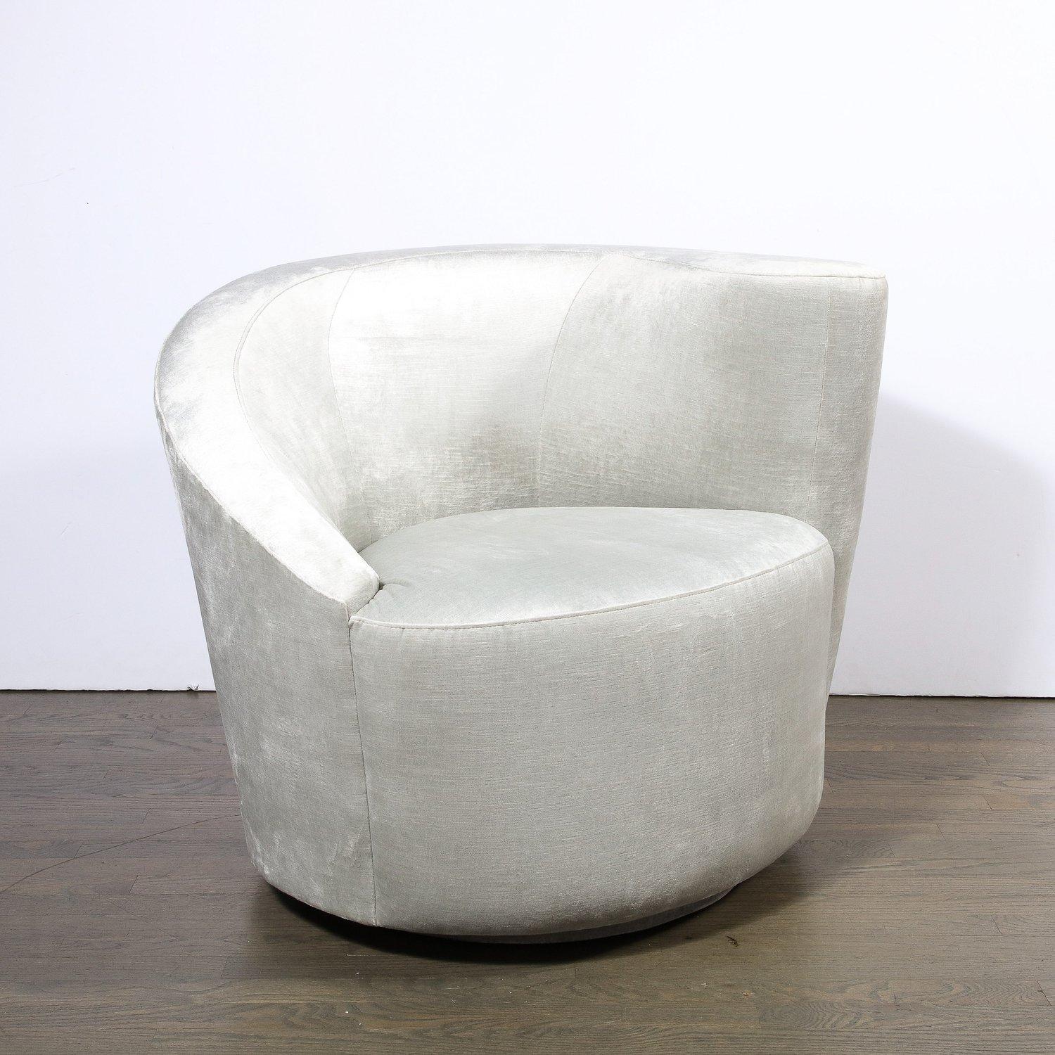 Paire de chaises pivotantes « Nautilus » de Vladimir Kagan en platine fumé en vente 5