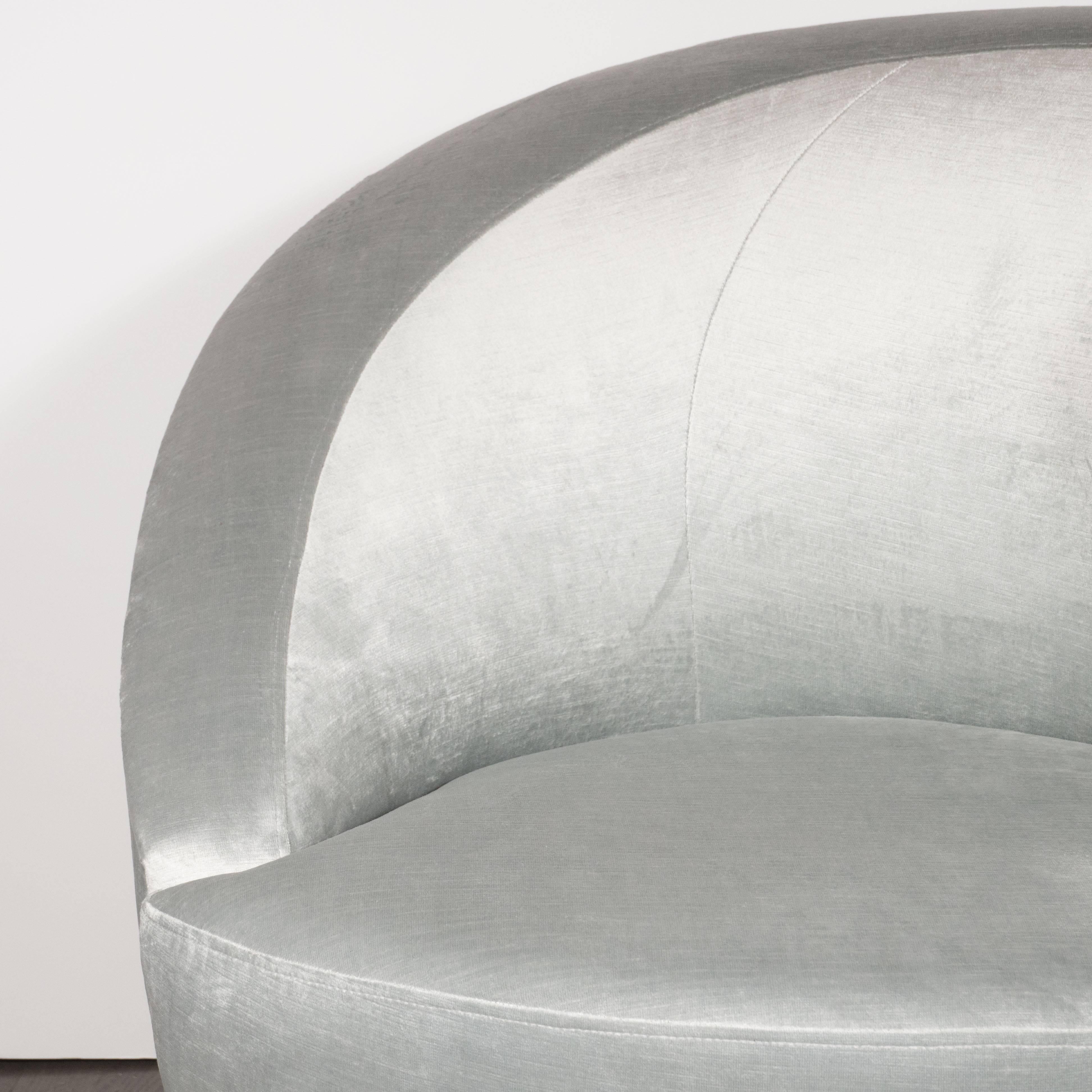 Late 20th Century Pair of Swiveling 