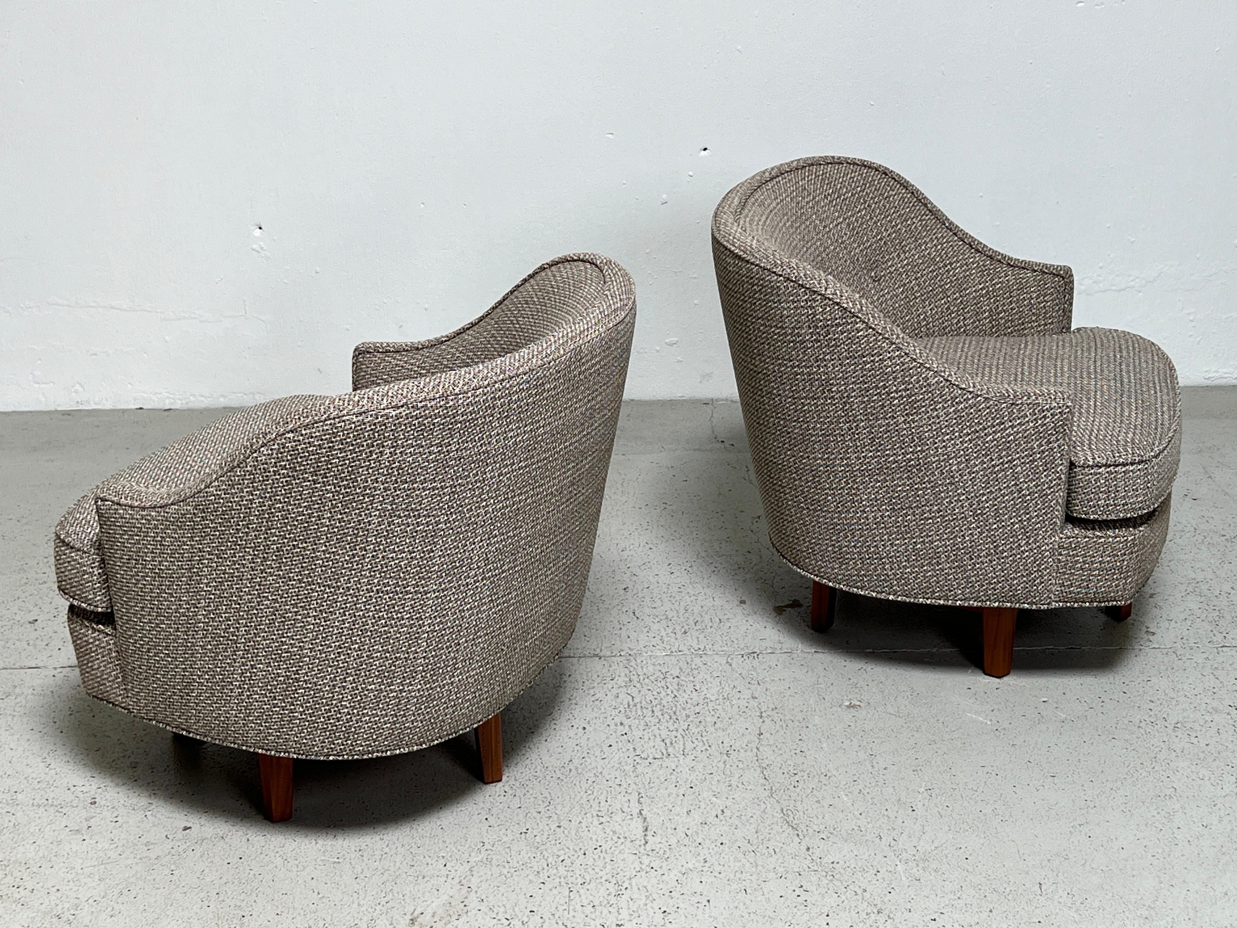 Mid-20th Century Pair of Swivels Chairs by Edward Wormley for Dunbar